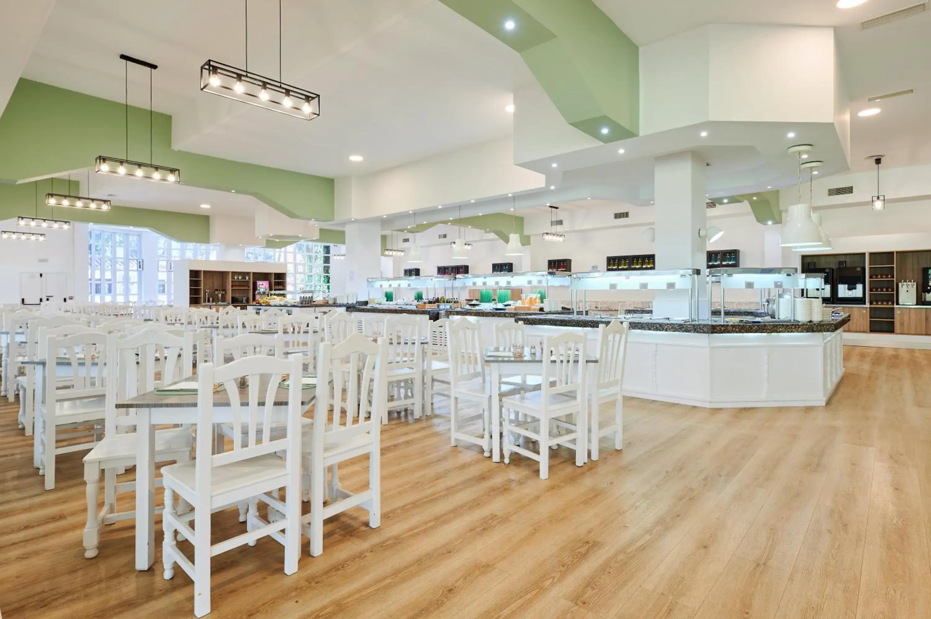 Restaurant/places to eat in AluaSun Marbella Park Restaurant/places to eat in AluaSun Marbella Park