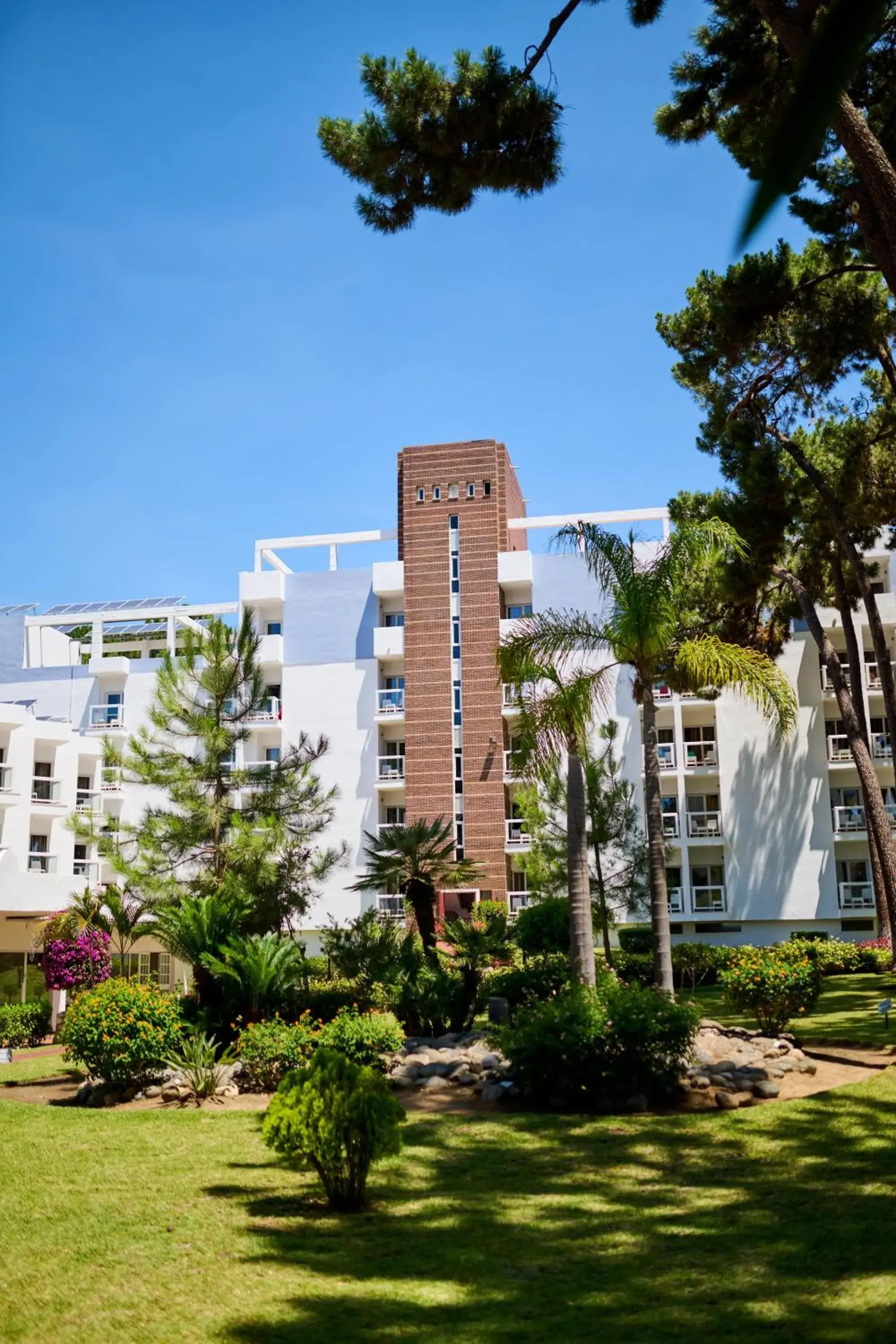 Property building in AluaSun Marbella Park Property building in AluaSun Marbella Park