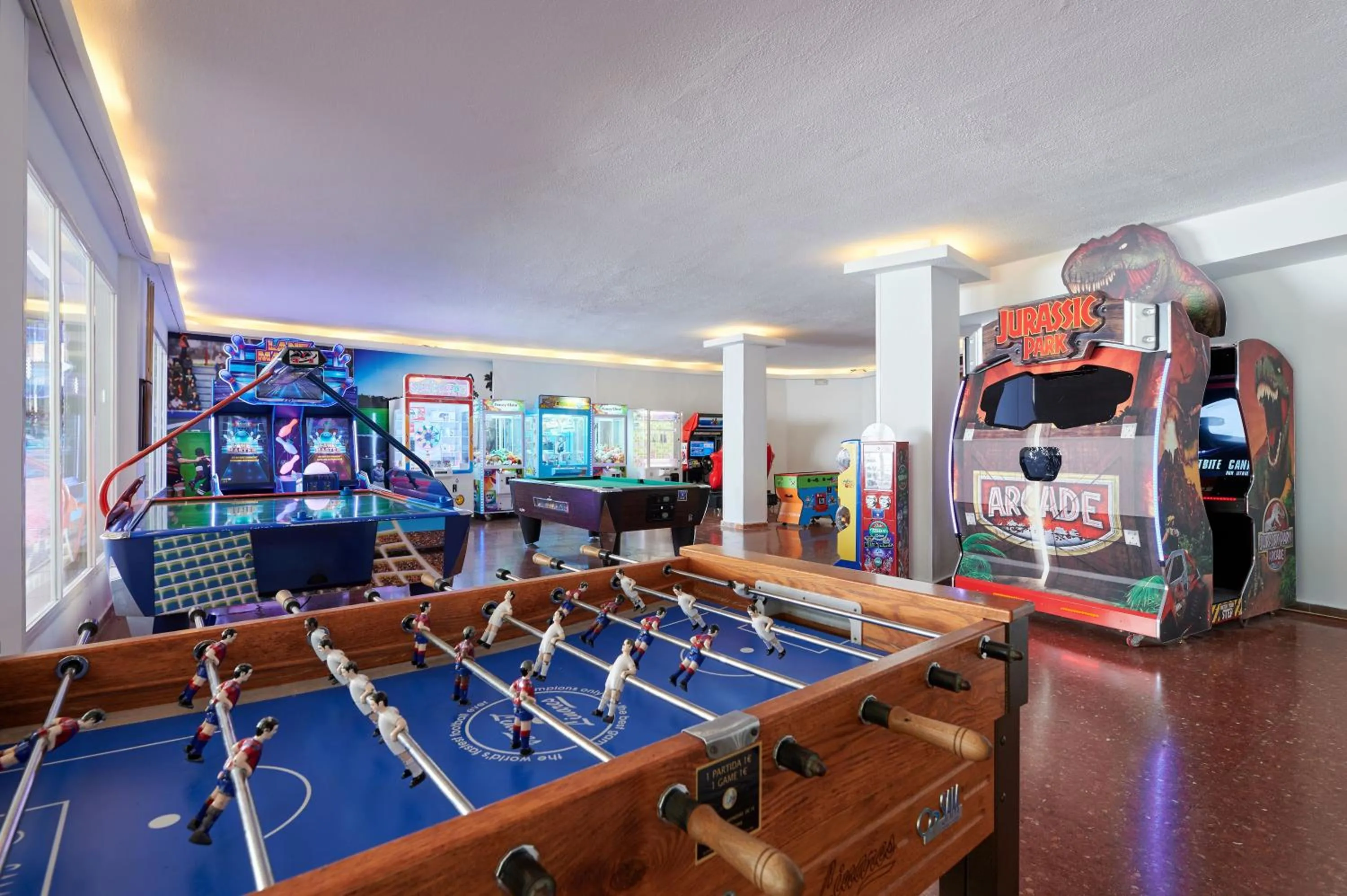 Game Room in AluaSun Marbella Park