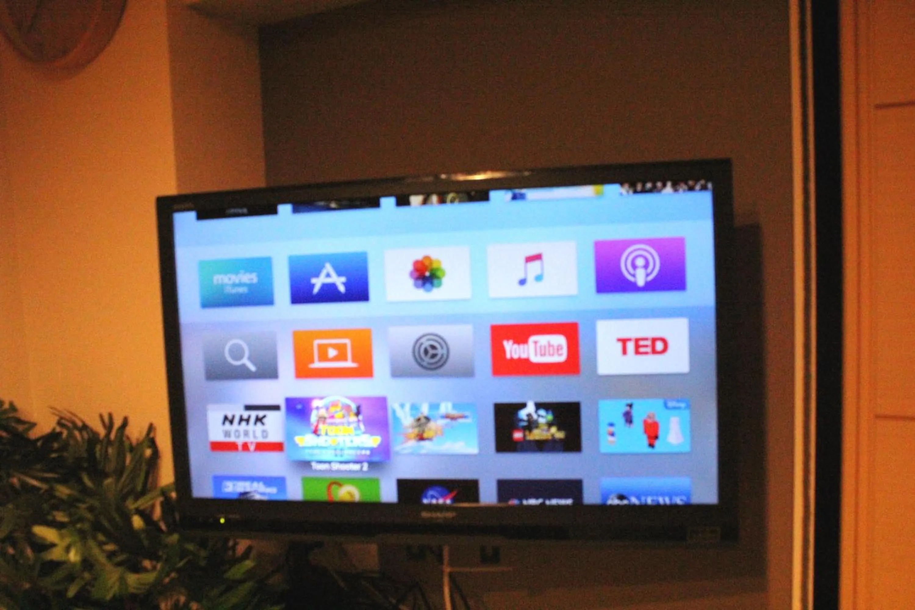 TV and multimedia, TV/Entertainment Center in Modern Machiya-Babacho