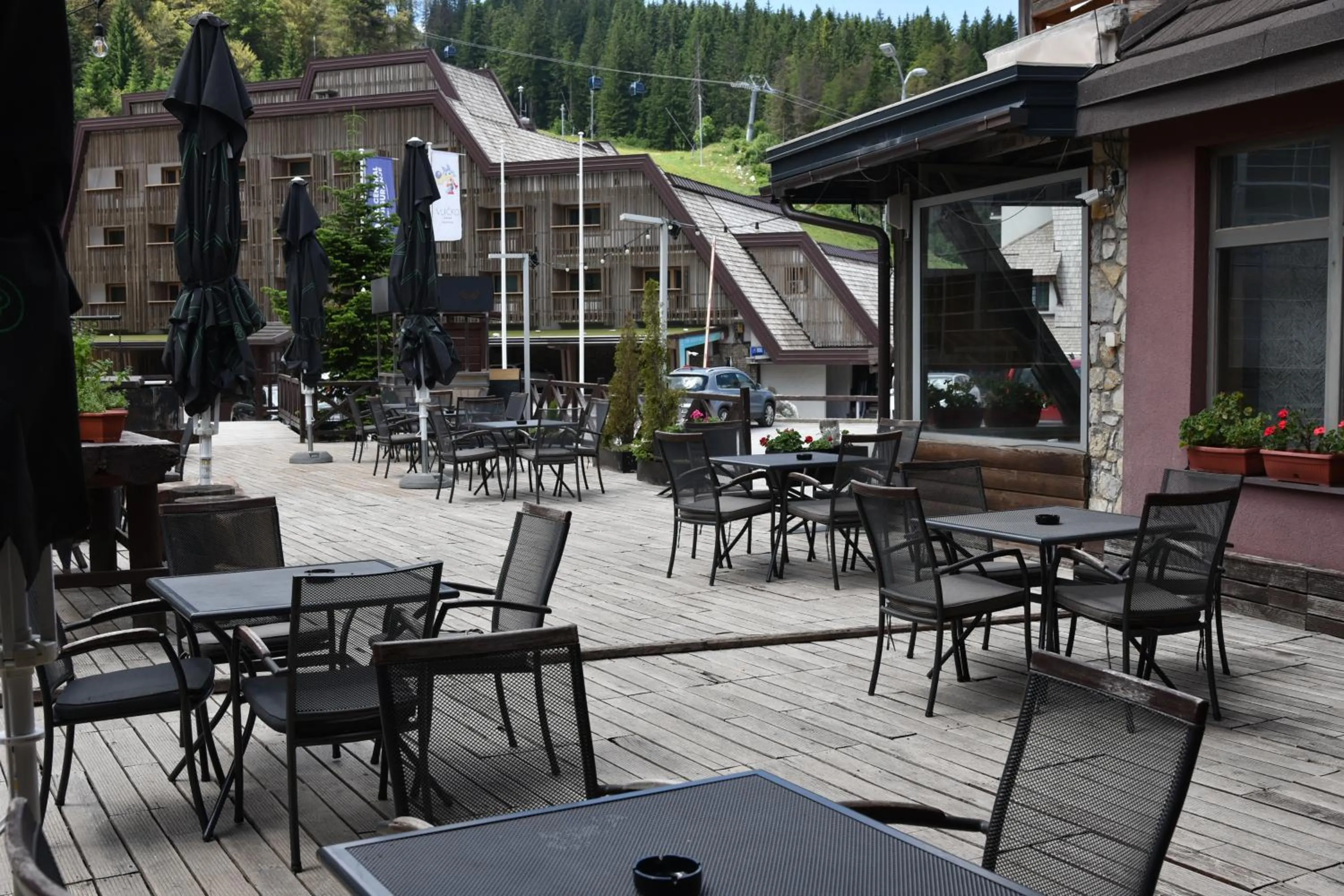 Restaurant/places to eat in Aparthotel Vucko