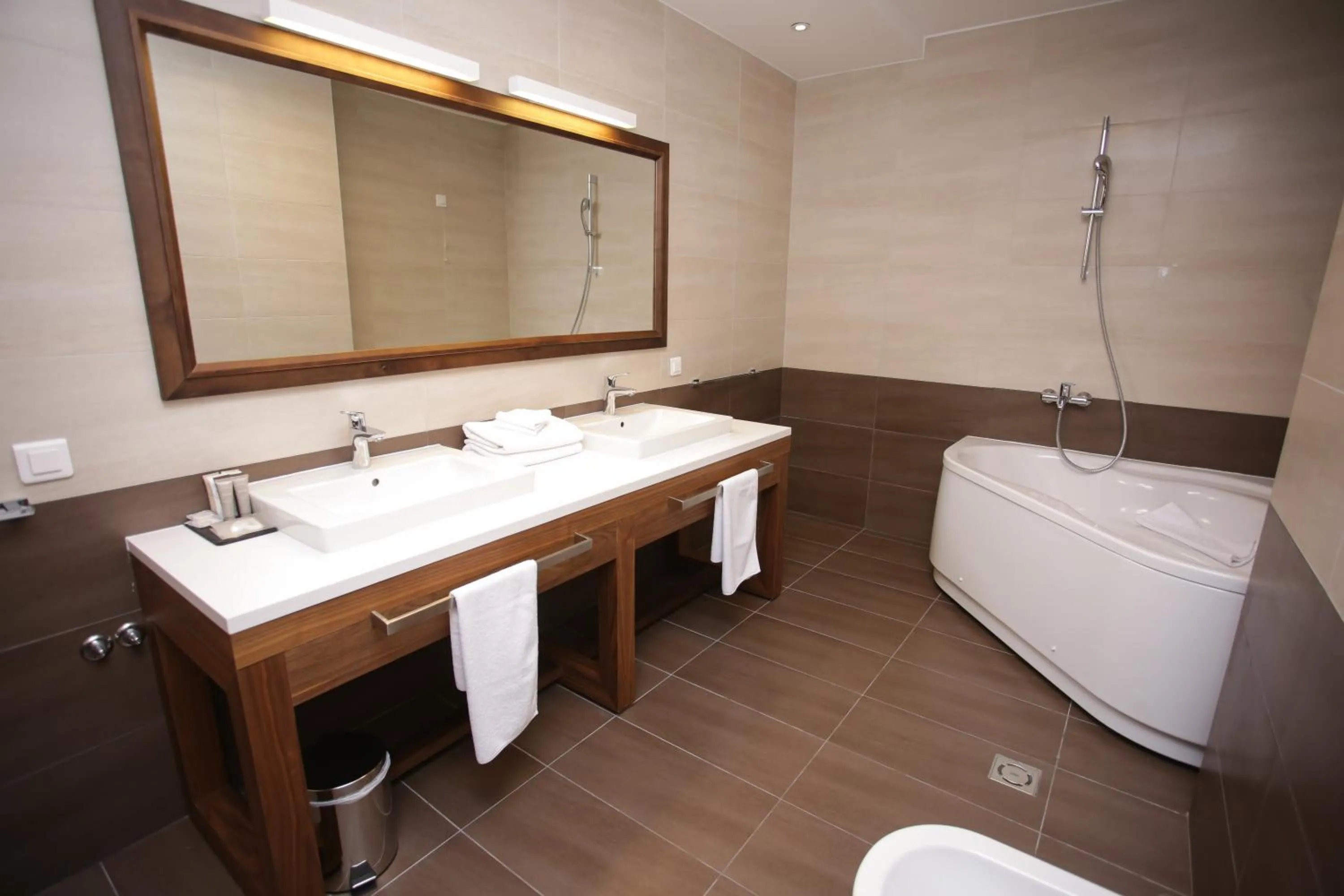 Bathroom in Aparthotel Vucko