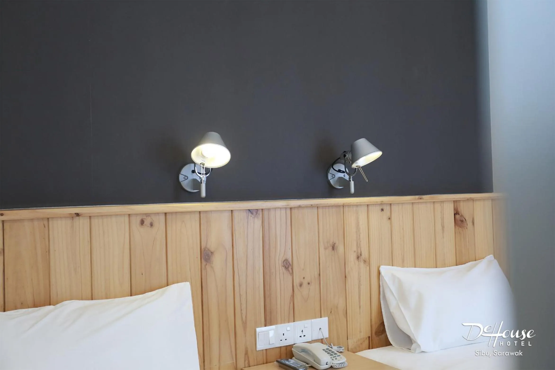 bunk bed, Bed in De House Hotel