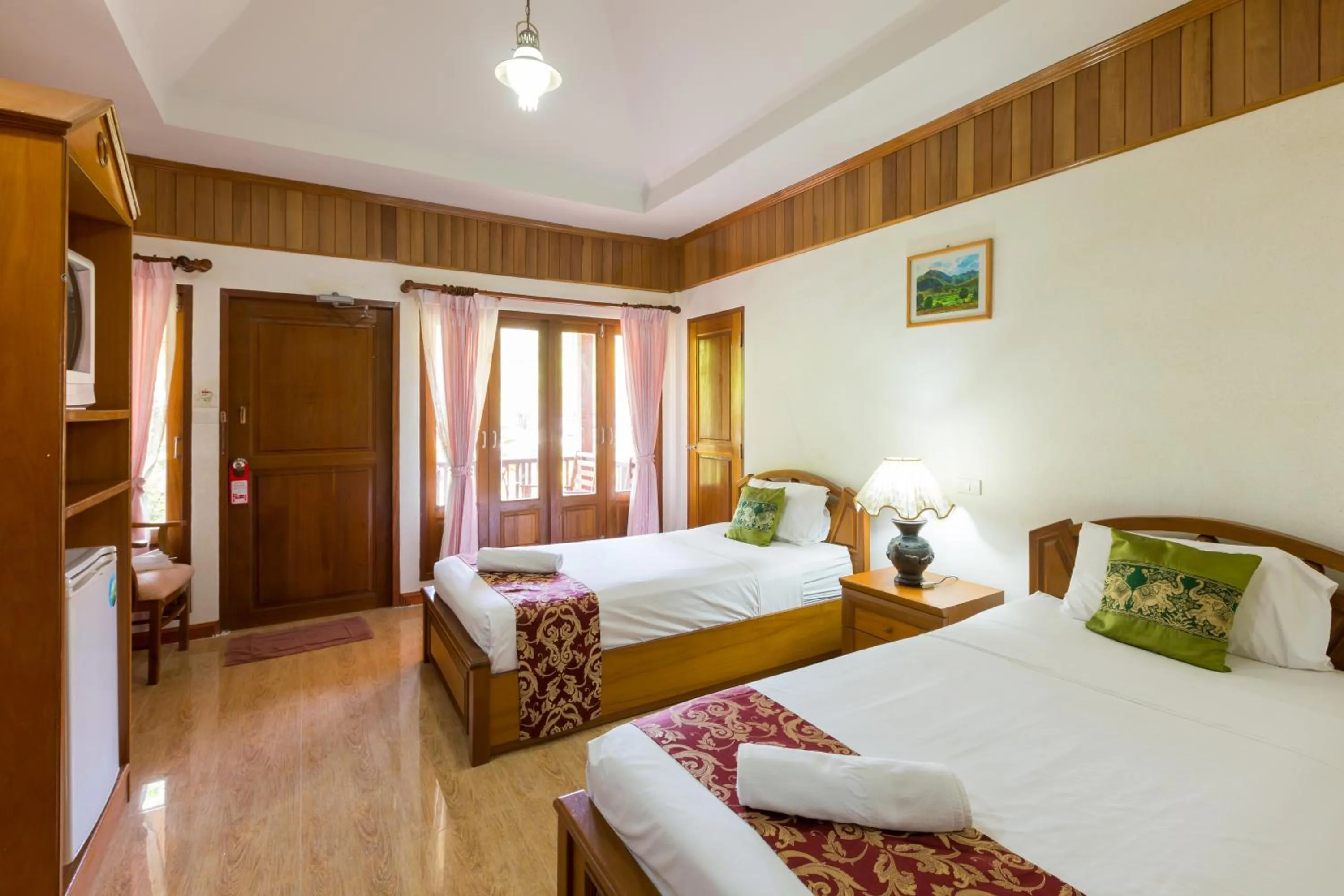 Bedroom, Bed in Long Beach Lodge, Chaweng Beach, Koh Samui