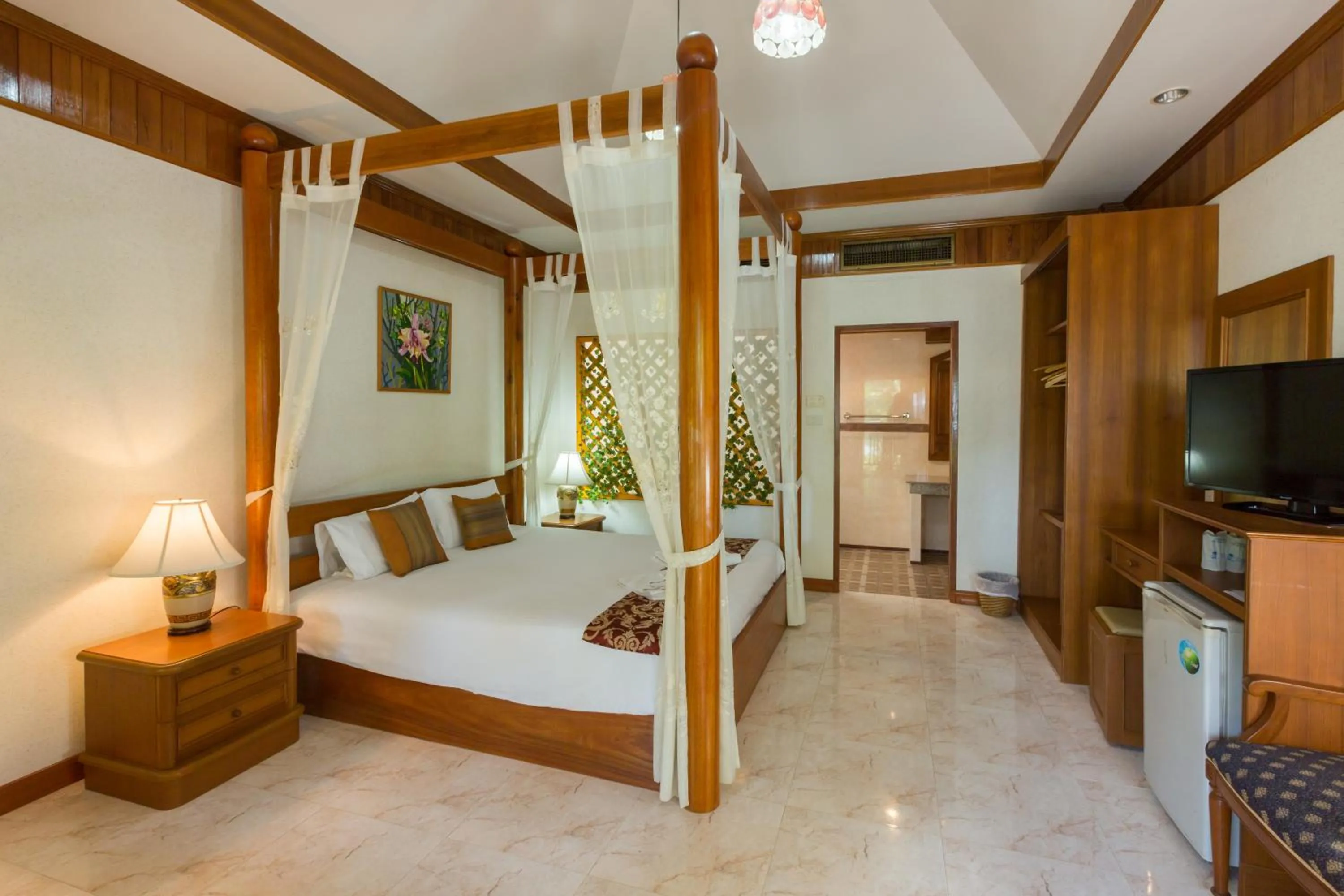Bedroom, Bed in Long Beach Lodge, Chaweng Beach, Koh Samui