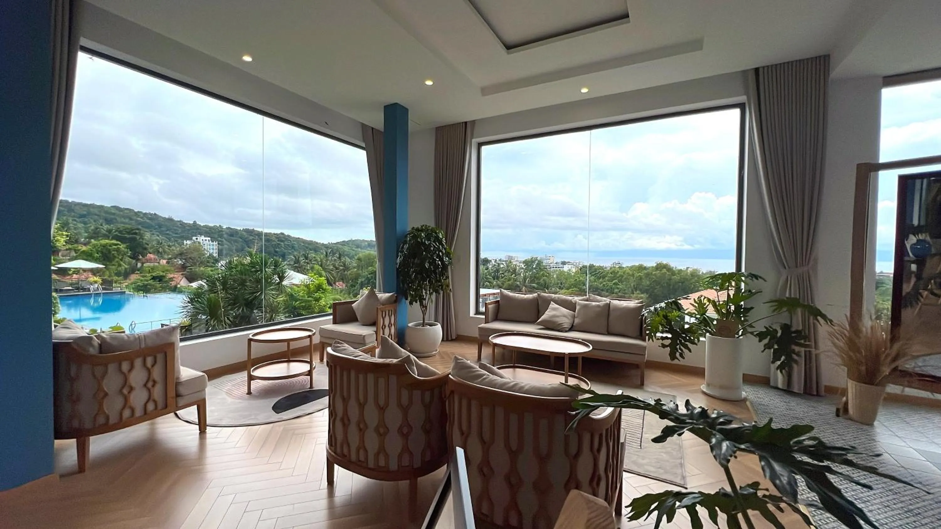 Living room in Tom Hill Boutique Resort & Spa - Sea View