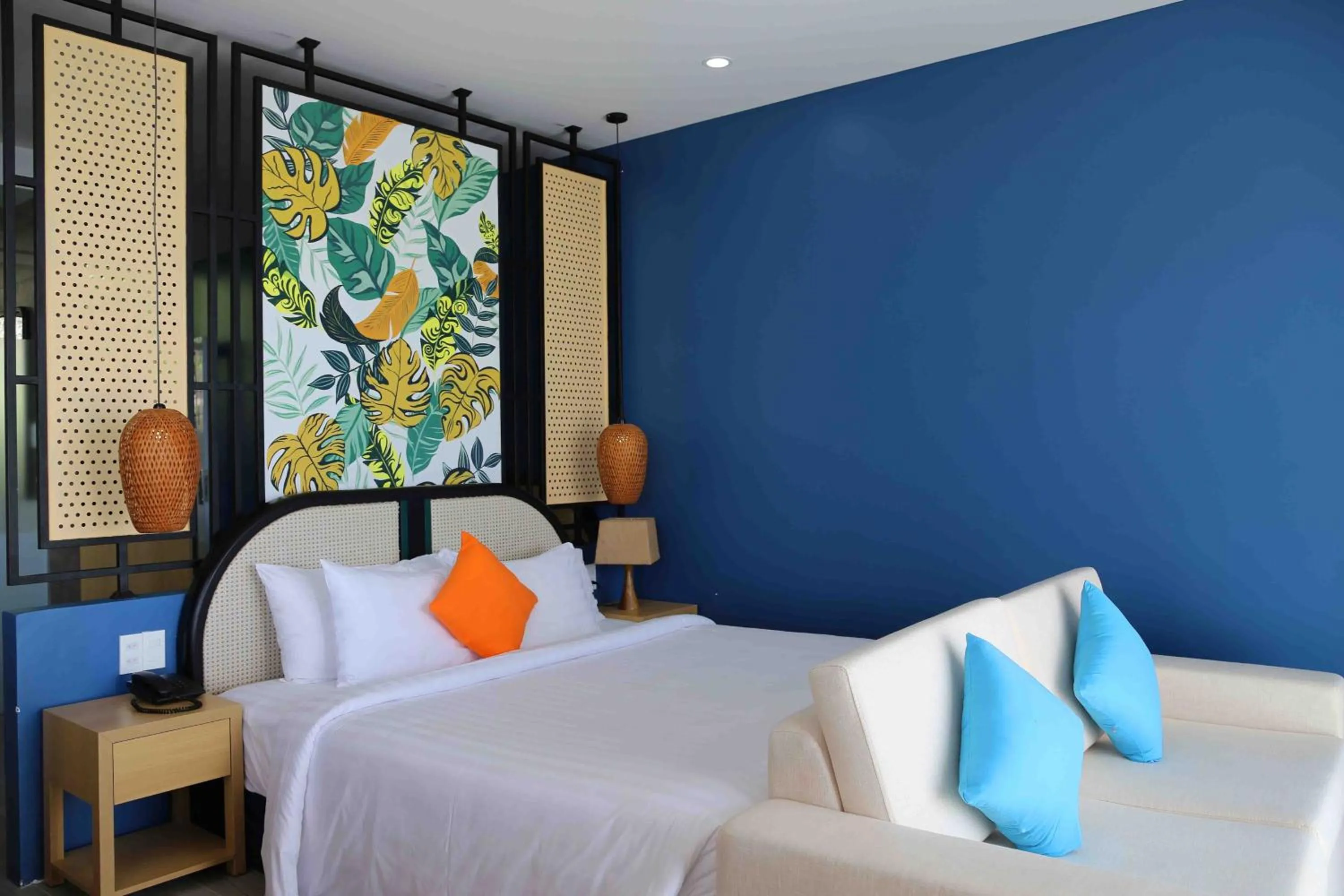 Bed in Tom Hill Boutique Resort & Spa - Sea View