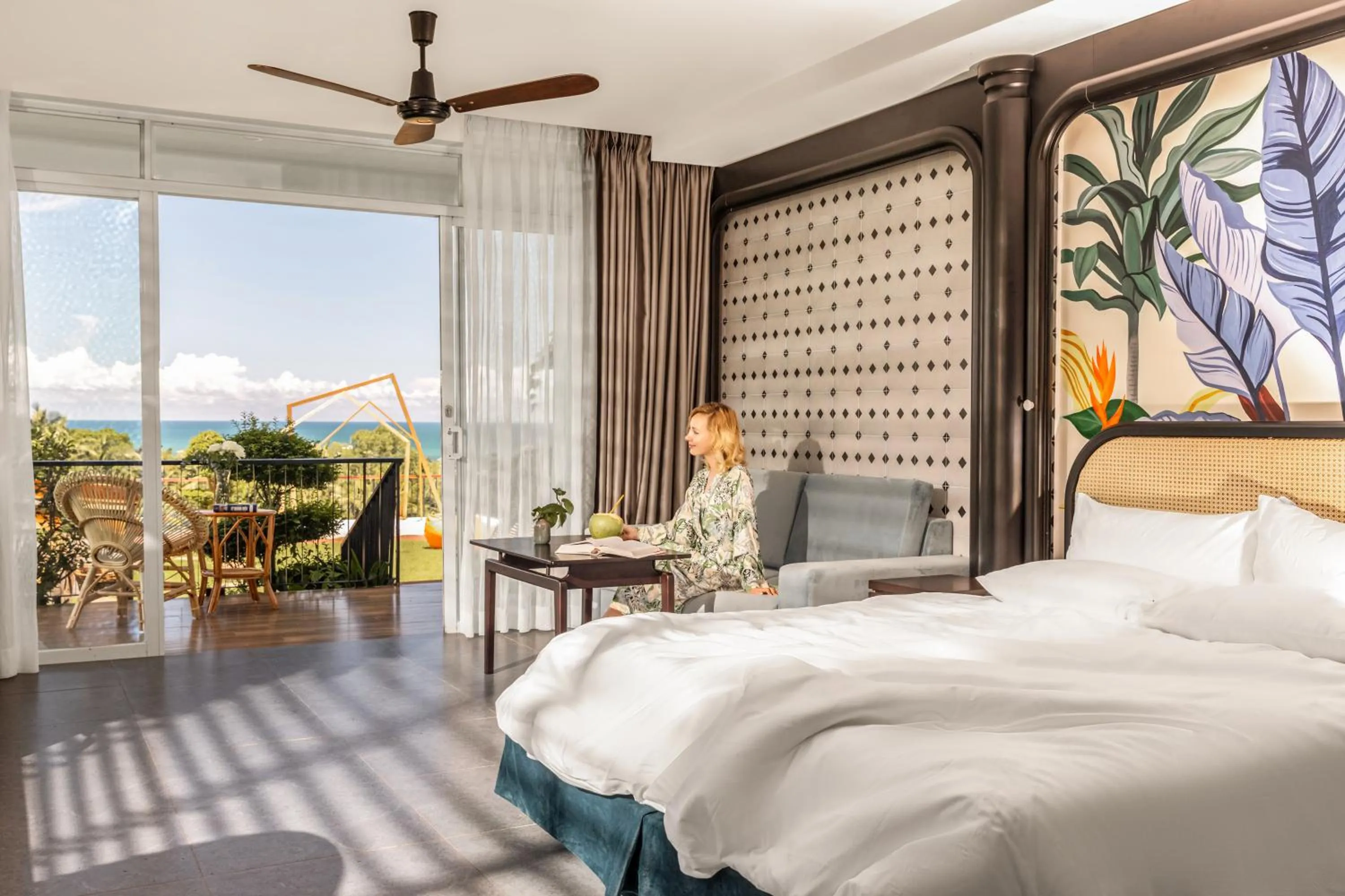 View (from property/room), Bed in Tom Hill Boutique Resort & Spa - Sea View