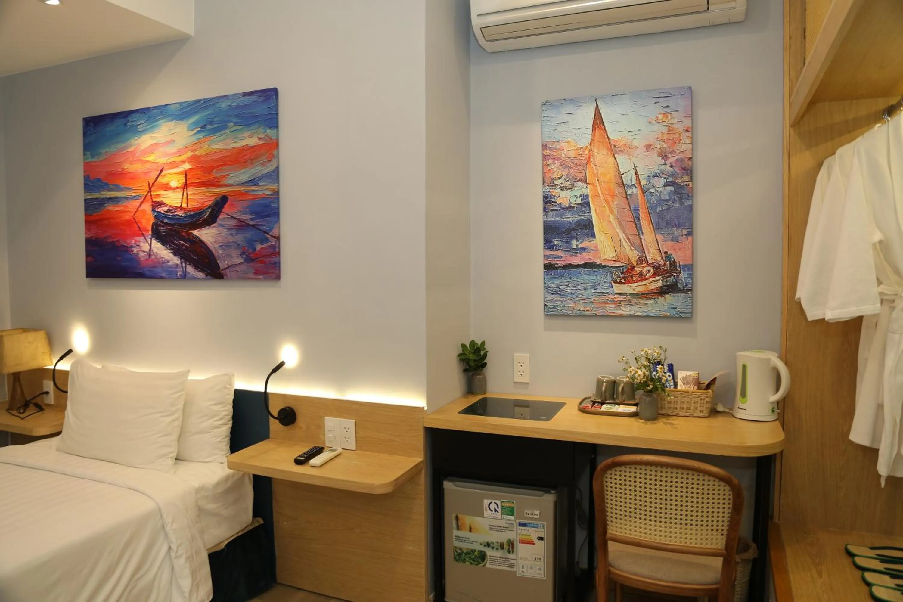 Bedroom, Bed in Tom Hill Boutique Resort & Spa - Sea View