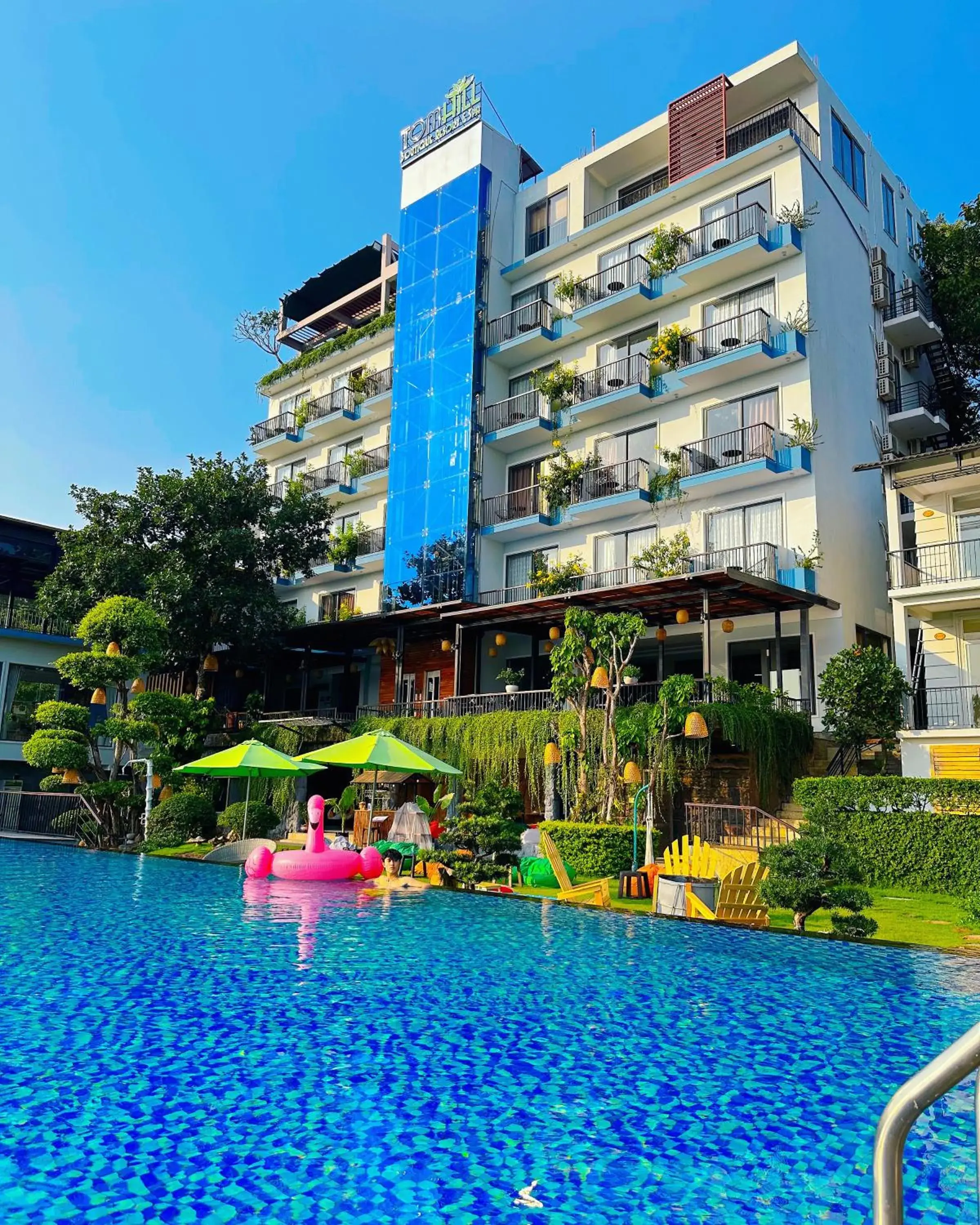 Swimming pool in Tom Hill Boutique Resort & Spa - Sea View Swimming pool in Tom Hill Boutique Resort & Spa - Sea View