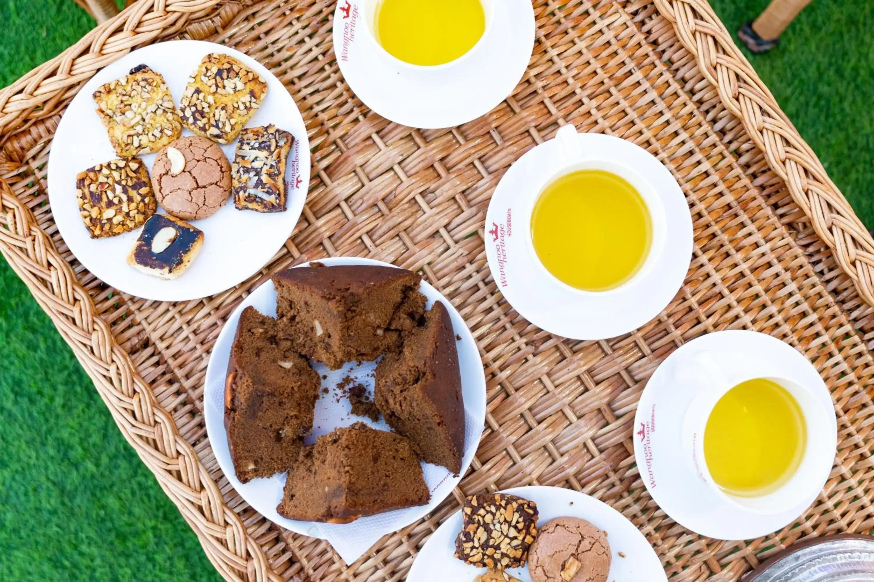 Food close-up in Wangnoo Heritage Houseboats Food close-up in Wangnoo Heritage Houseboats