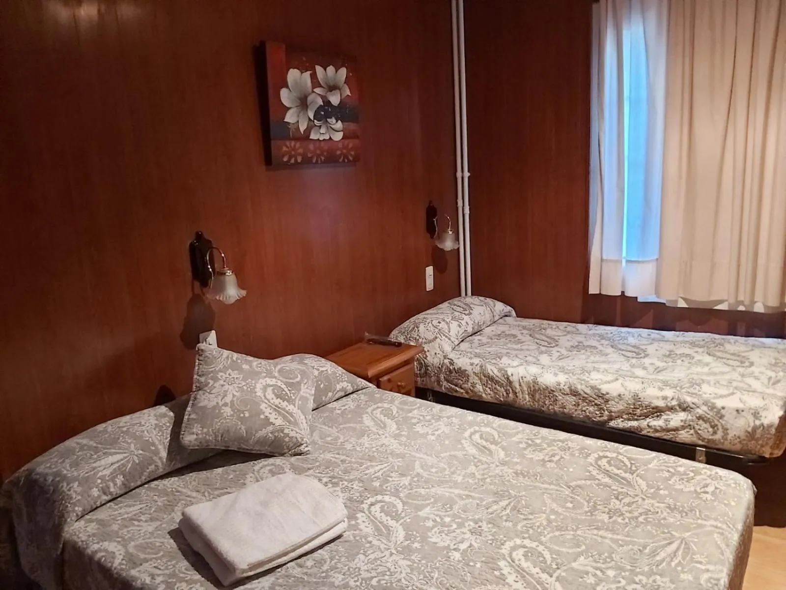 Bed in Hostal Porta De Núria