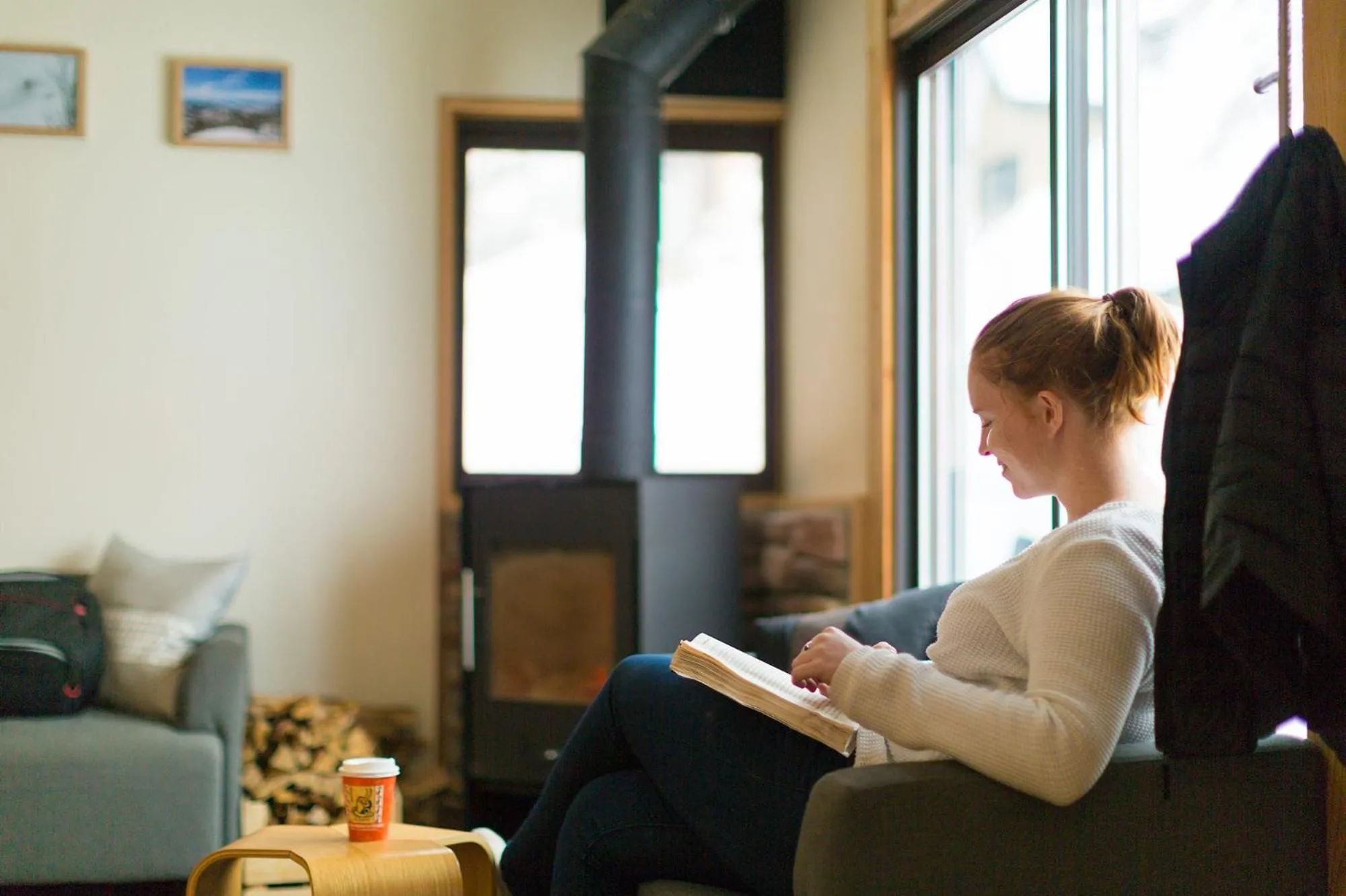 Communal lounge/ TV room in Kaiya Nozawa