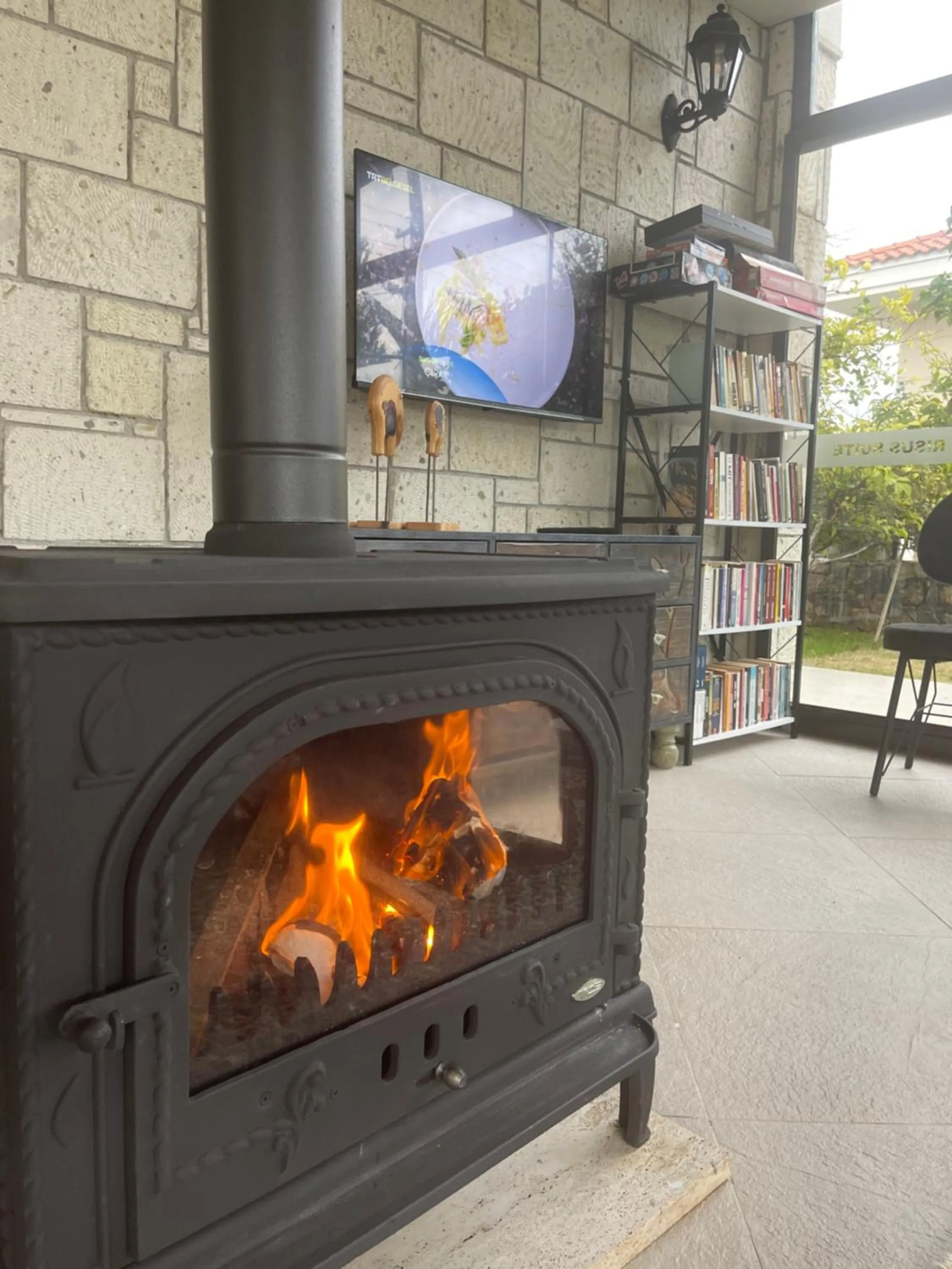 Restaurant/places to eat in Dalyan Risus Suite