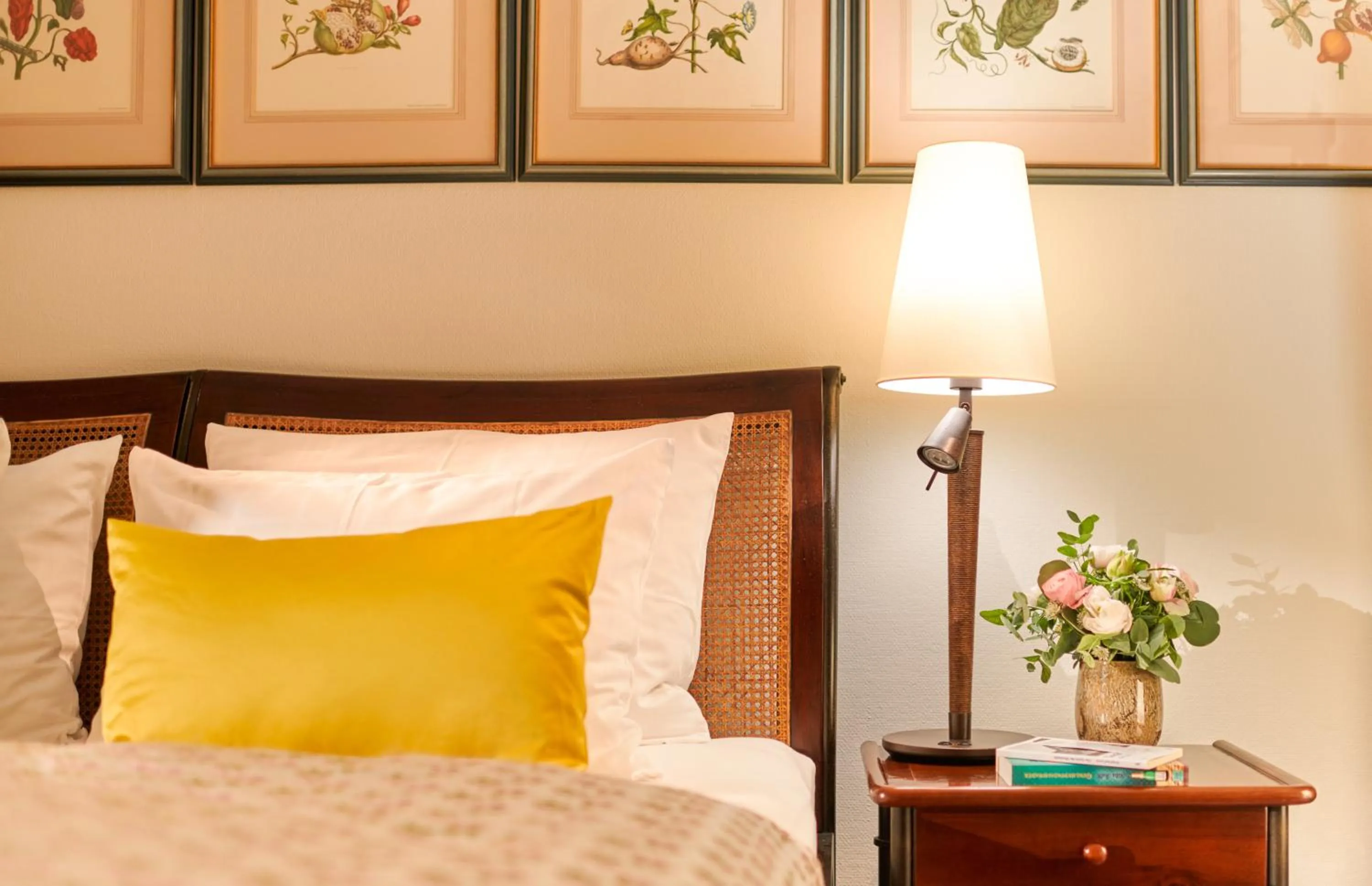 Photo of the whole room, Bed in Hotel Hohenhaus