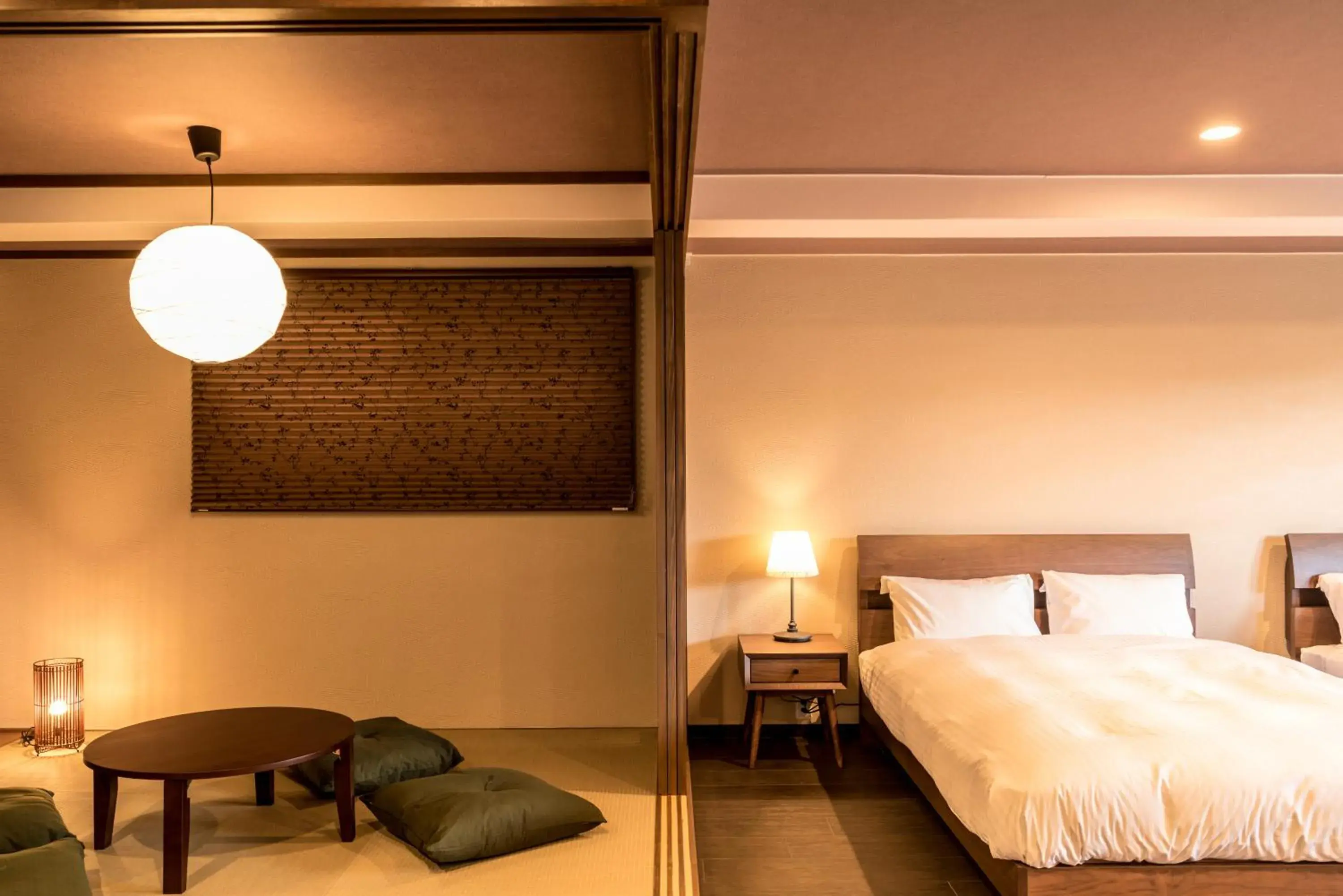 Bedroom, Bed in Kyoto Riverview House Kyoraku Bedroom, Bed in Kyoto Riverview House Kyoraku