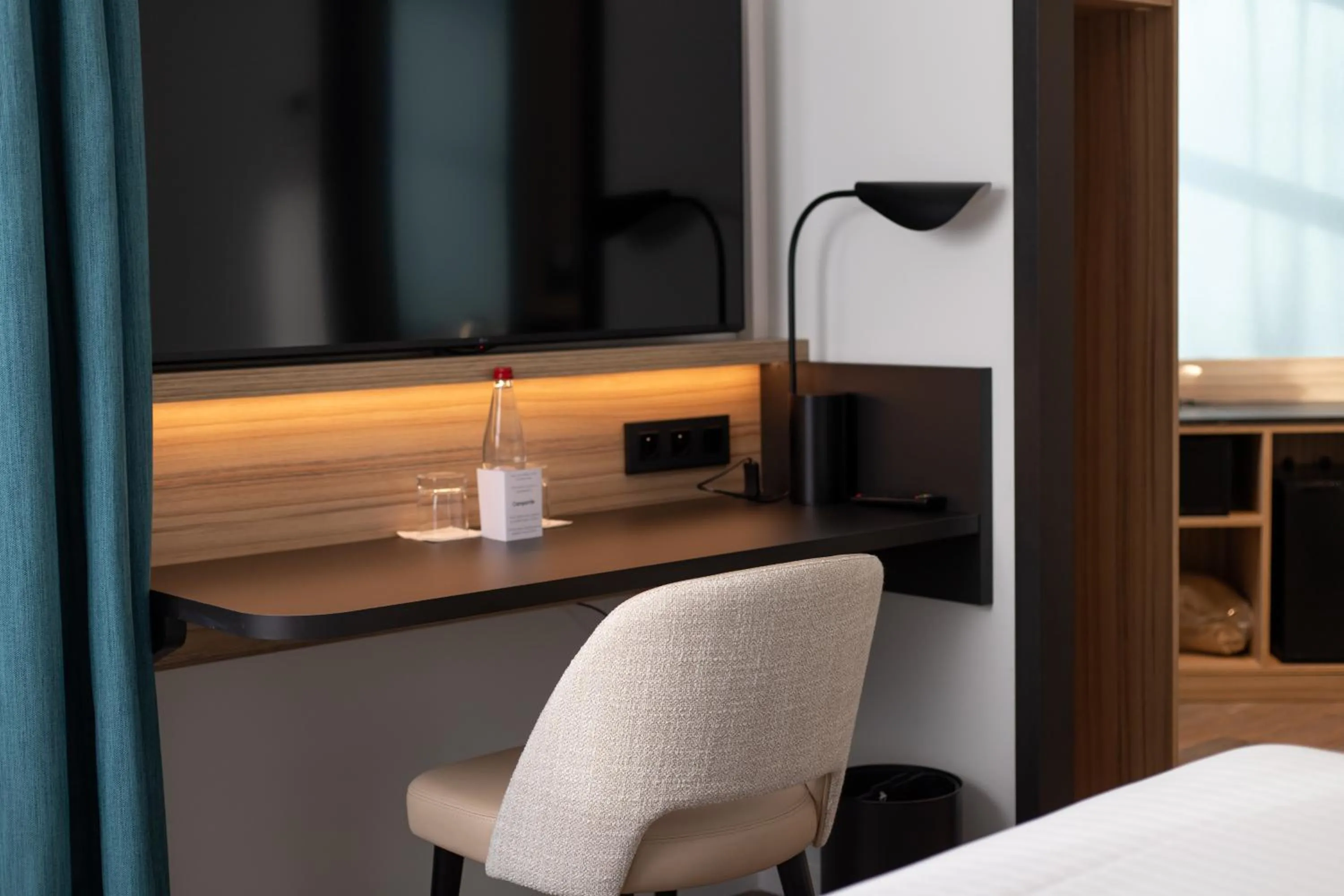 Bed in Campanile Reims Centre - Cathedrale