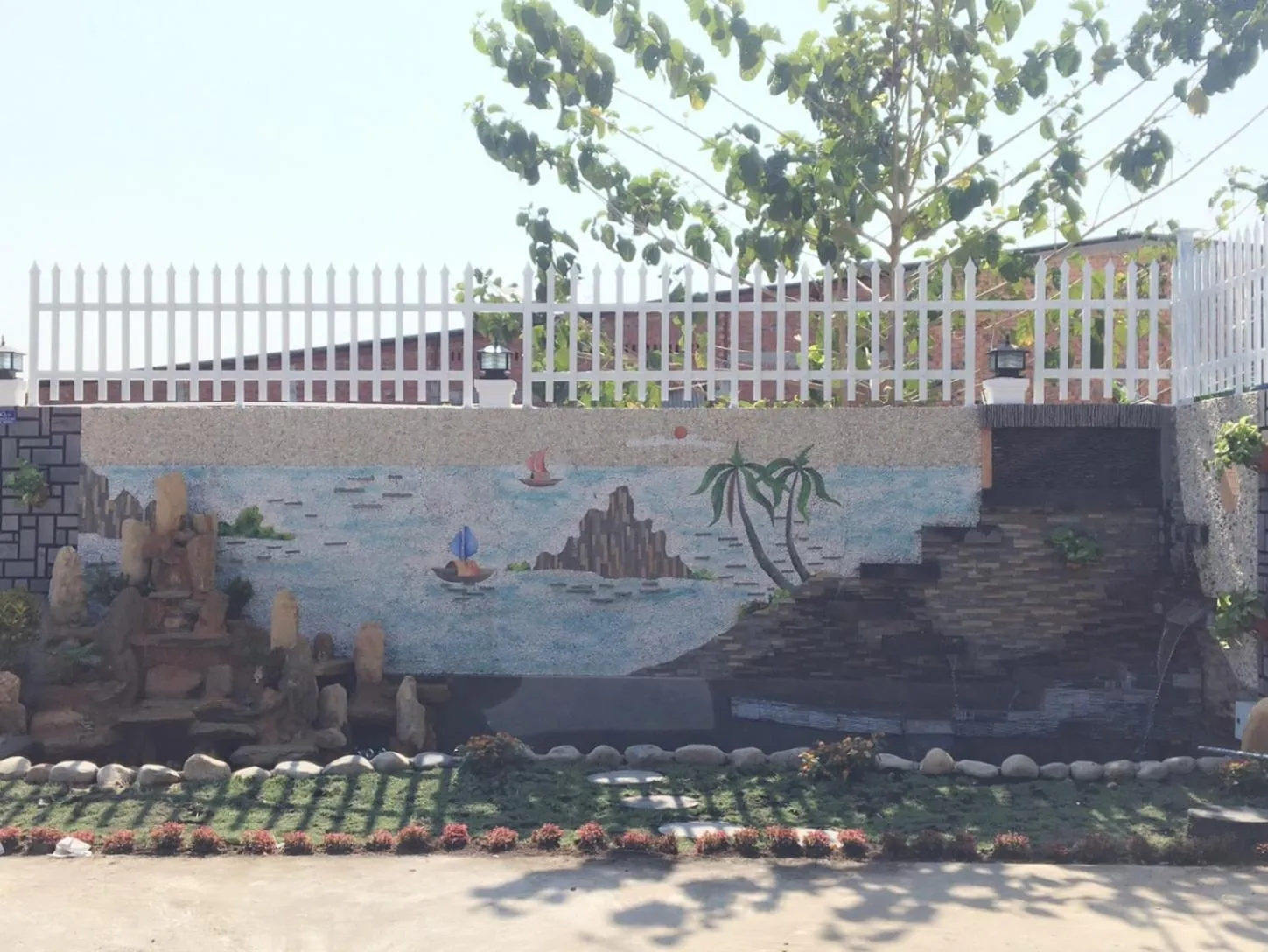 Sao Khue Riverside Hotel & Coffee