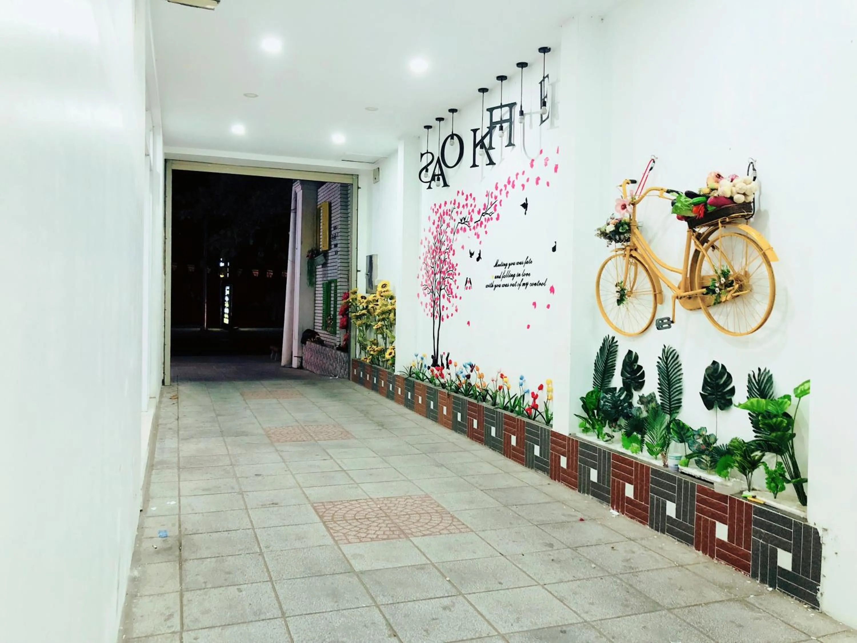 Sao Khue Riverside Hotel & Coffee