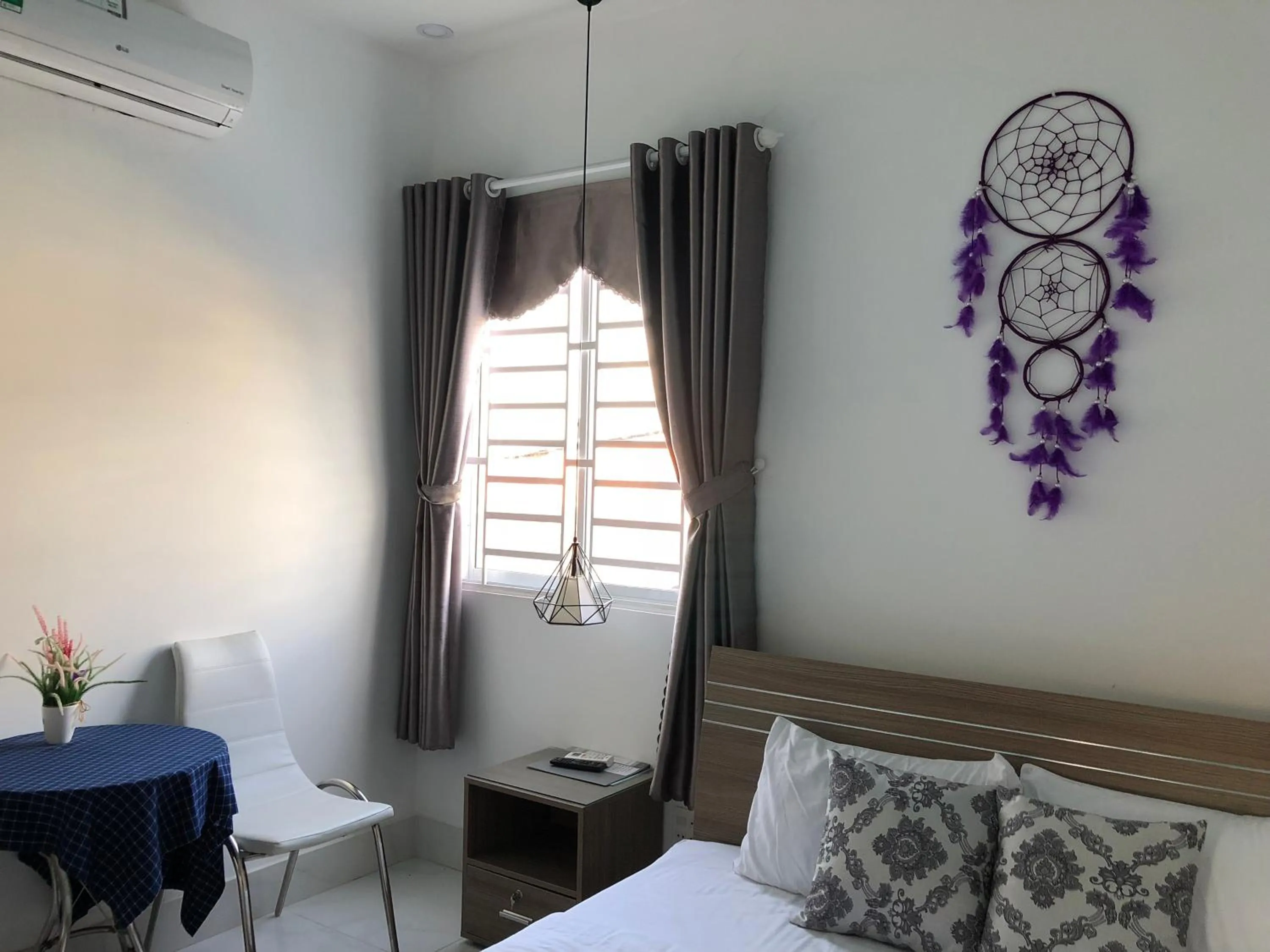 Sao Khue Riverside Hotel & Coffee