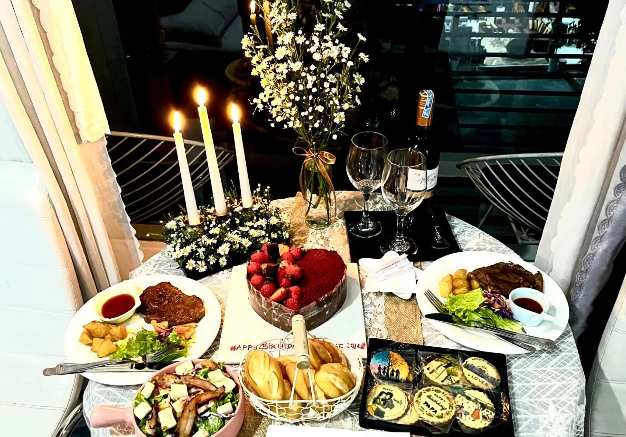 Sao Khue Riverside Hotel & Coffee