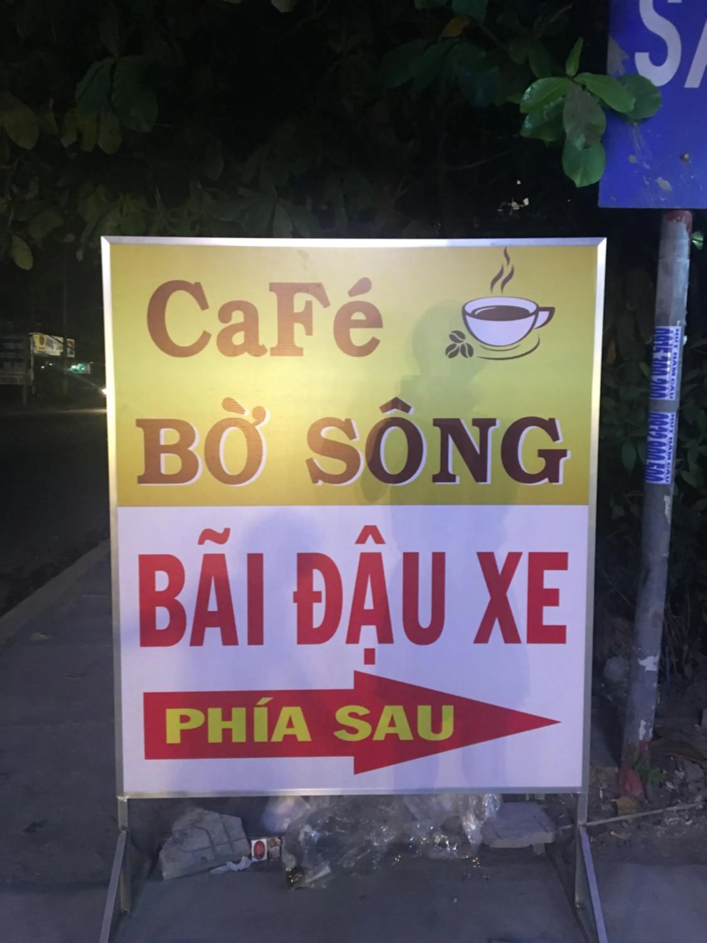 Property building in Sao Khue Riverside Hotel & Coffee