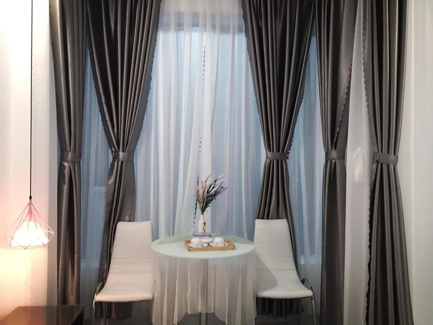 Sao Khue Riverside Hotel & Coffee