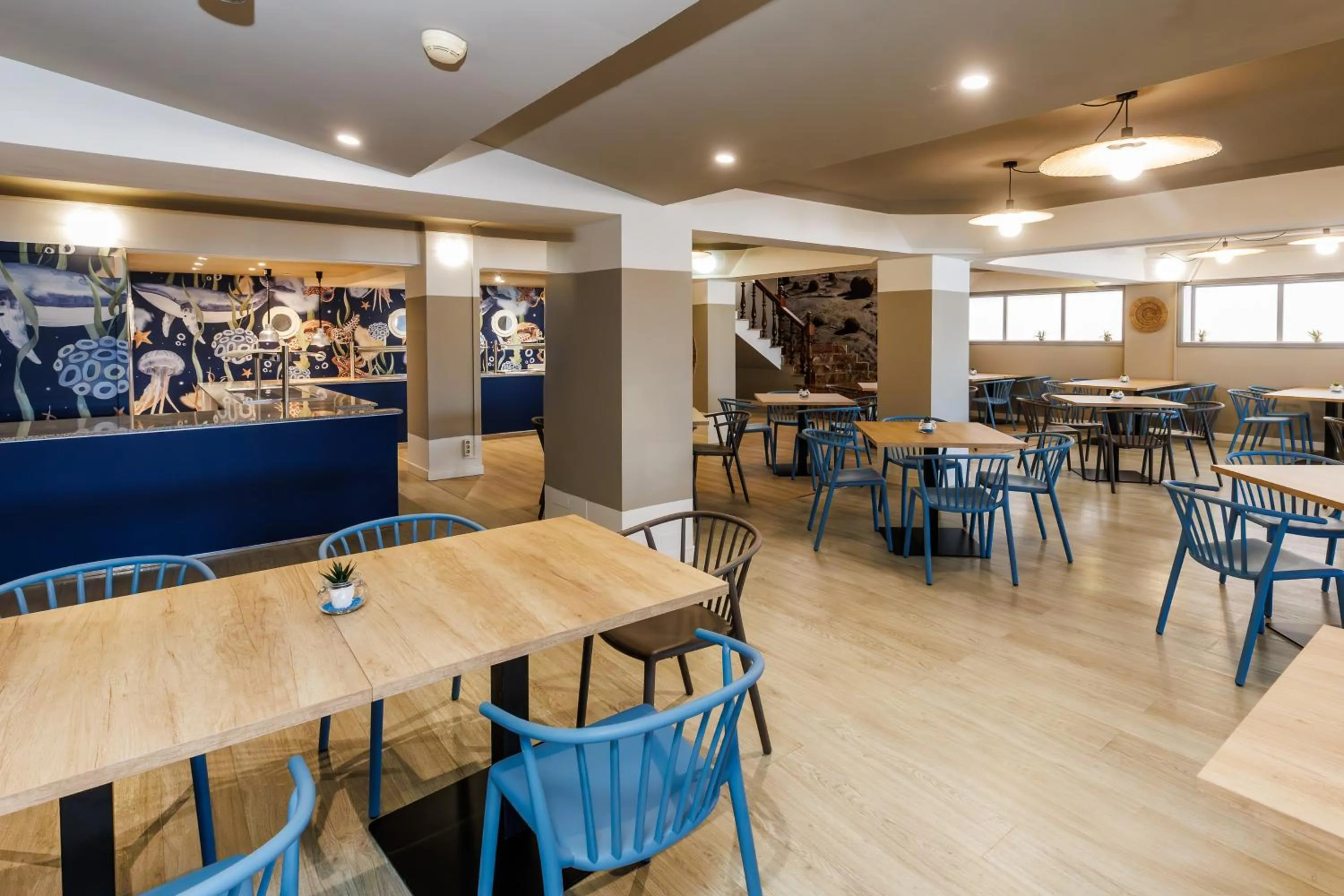 Dining area in O7 Colombo