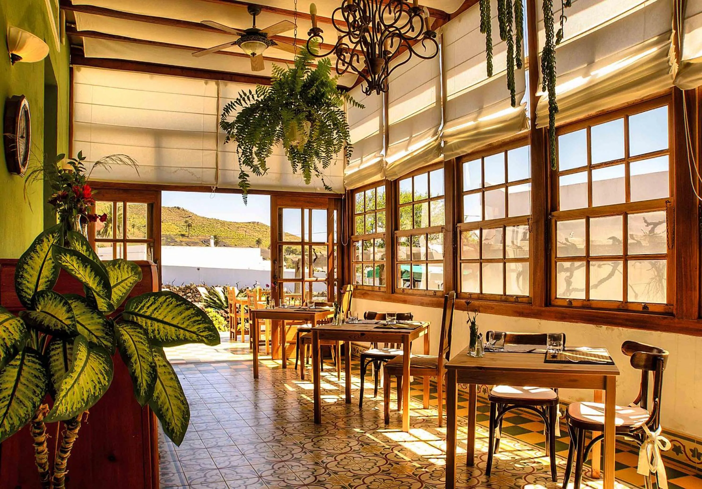 Restaurant/places to eat in Casa Rural Villa Lola Y Juan