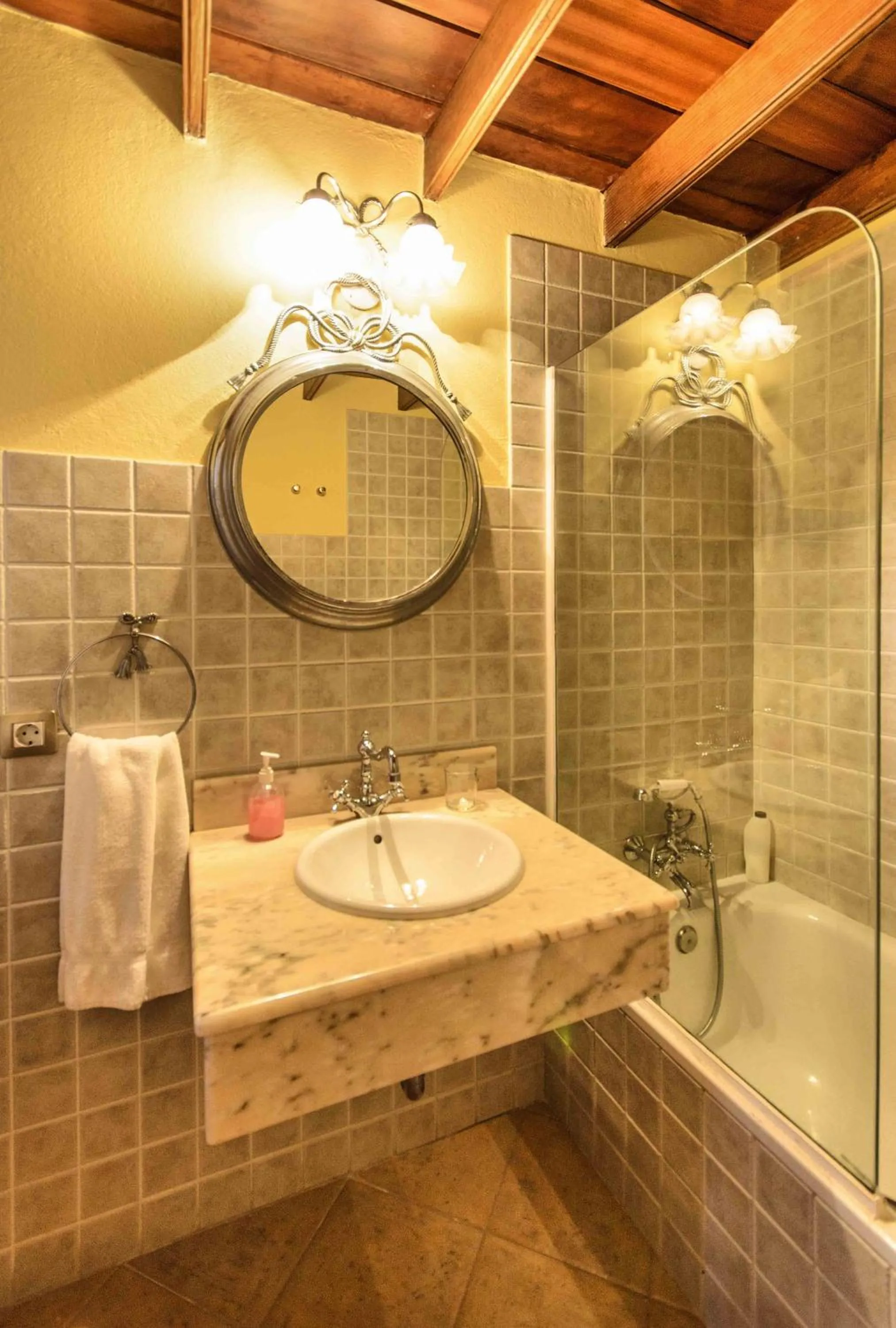 Bathroom in Casa Rural Villa Lola Y Juan