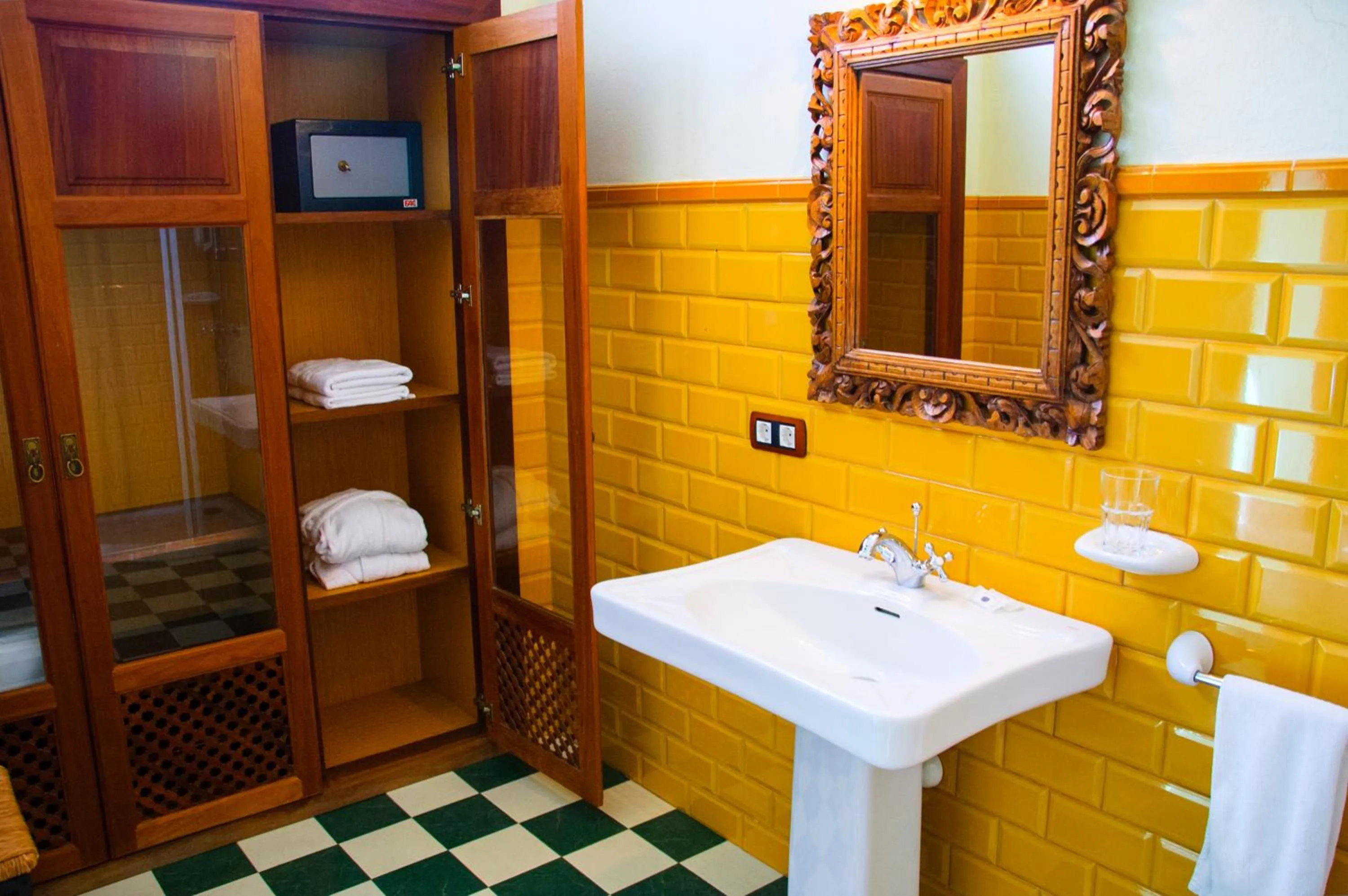 Bathroom in Casa Rural Villa Lola Y Juan