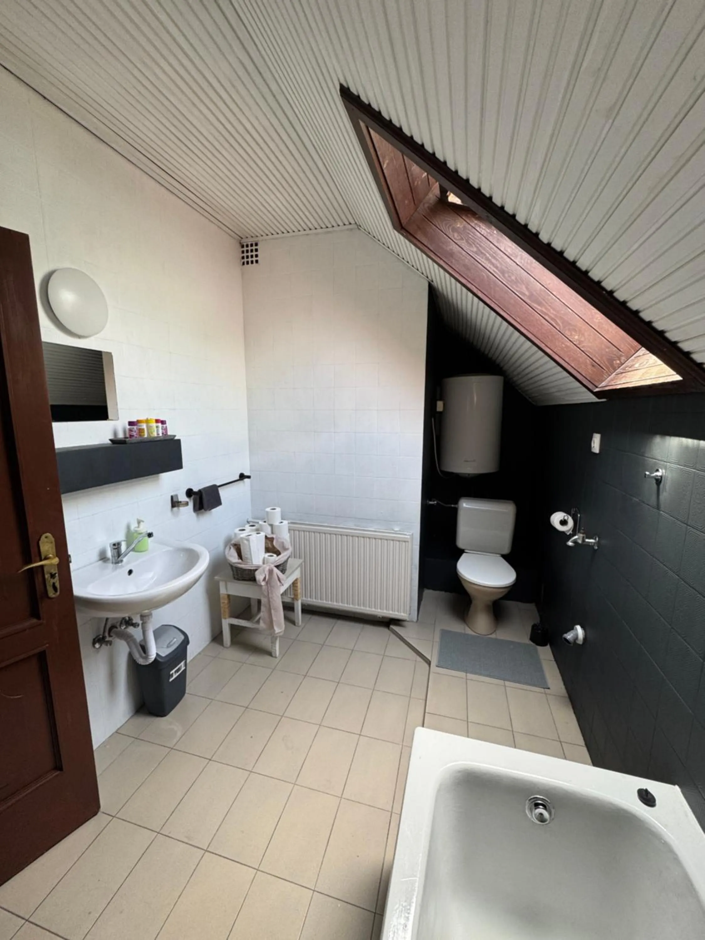 Bathroom in Palota Hostel