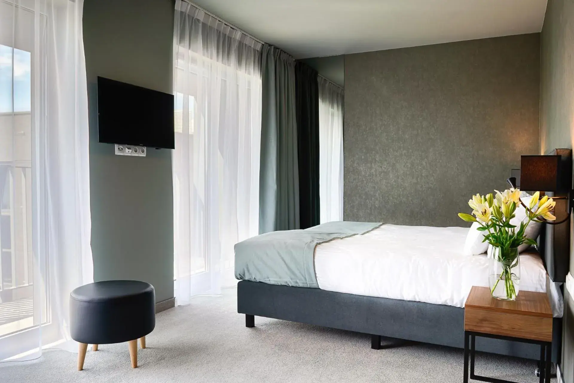 Photo of the whole room, Bed in Focus Hotel Poznań Photo of the whole room, Bed in Focus Hotel Poznań