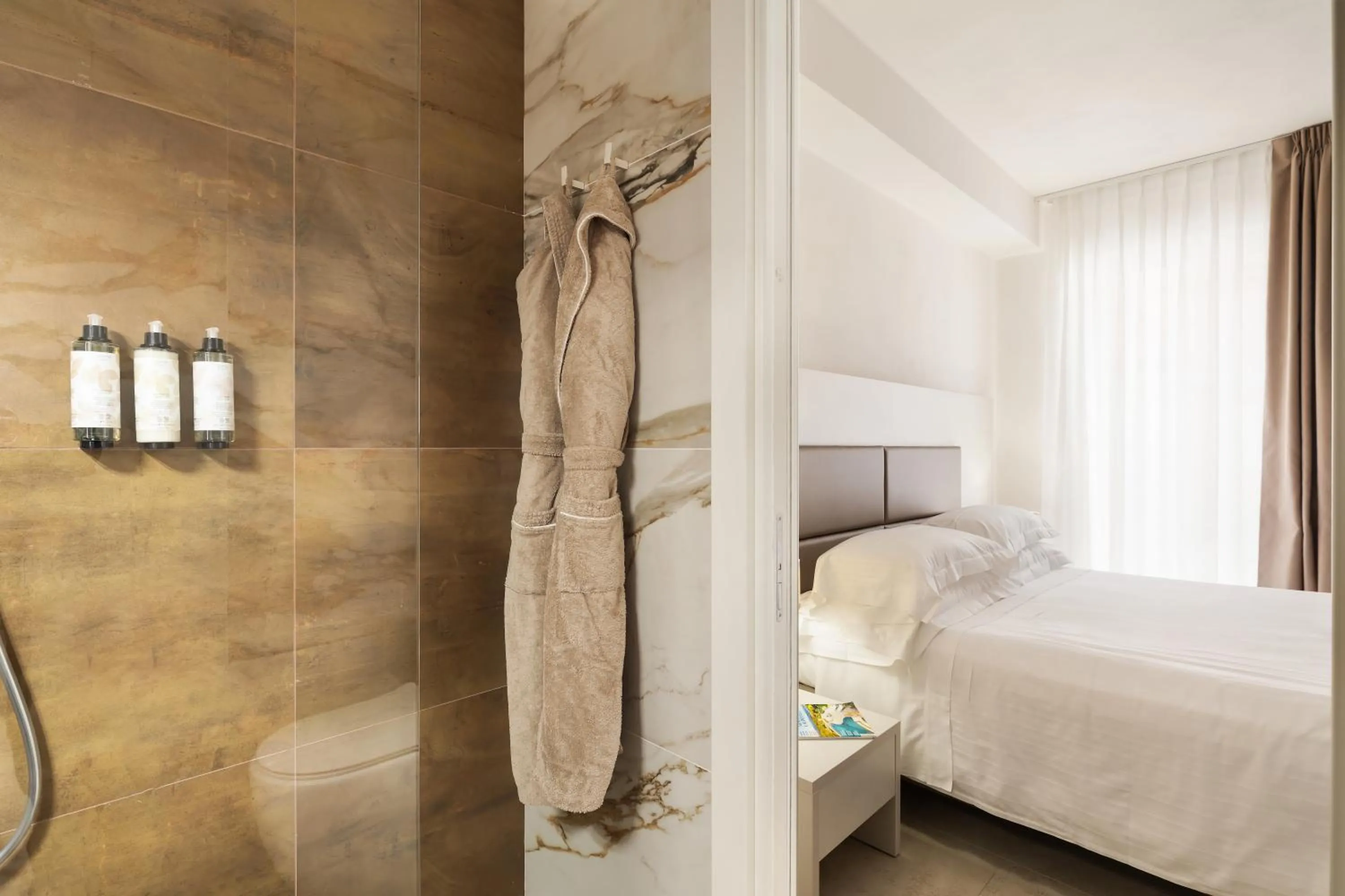 Bathroom in Hotel Villa Domizia