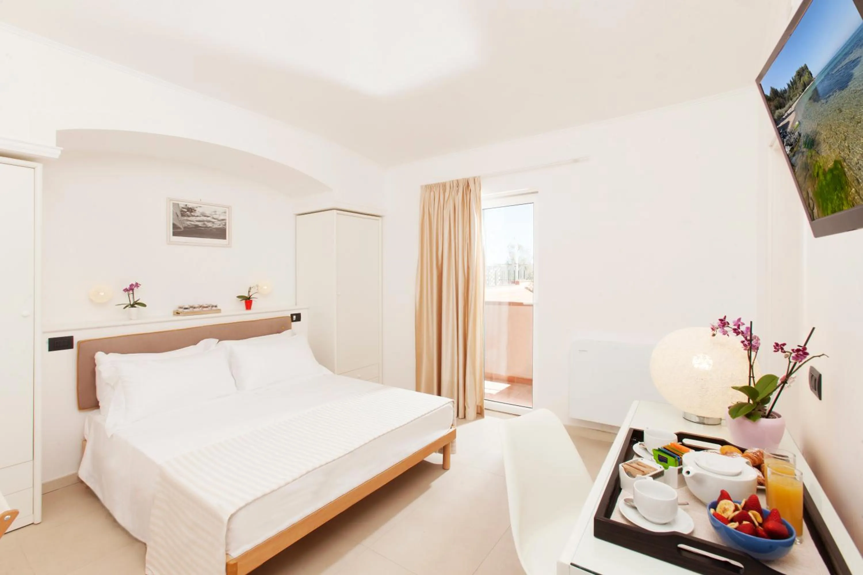 Photo of the whole room in Hotel Villa Domizia