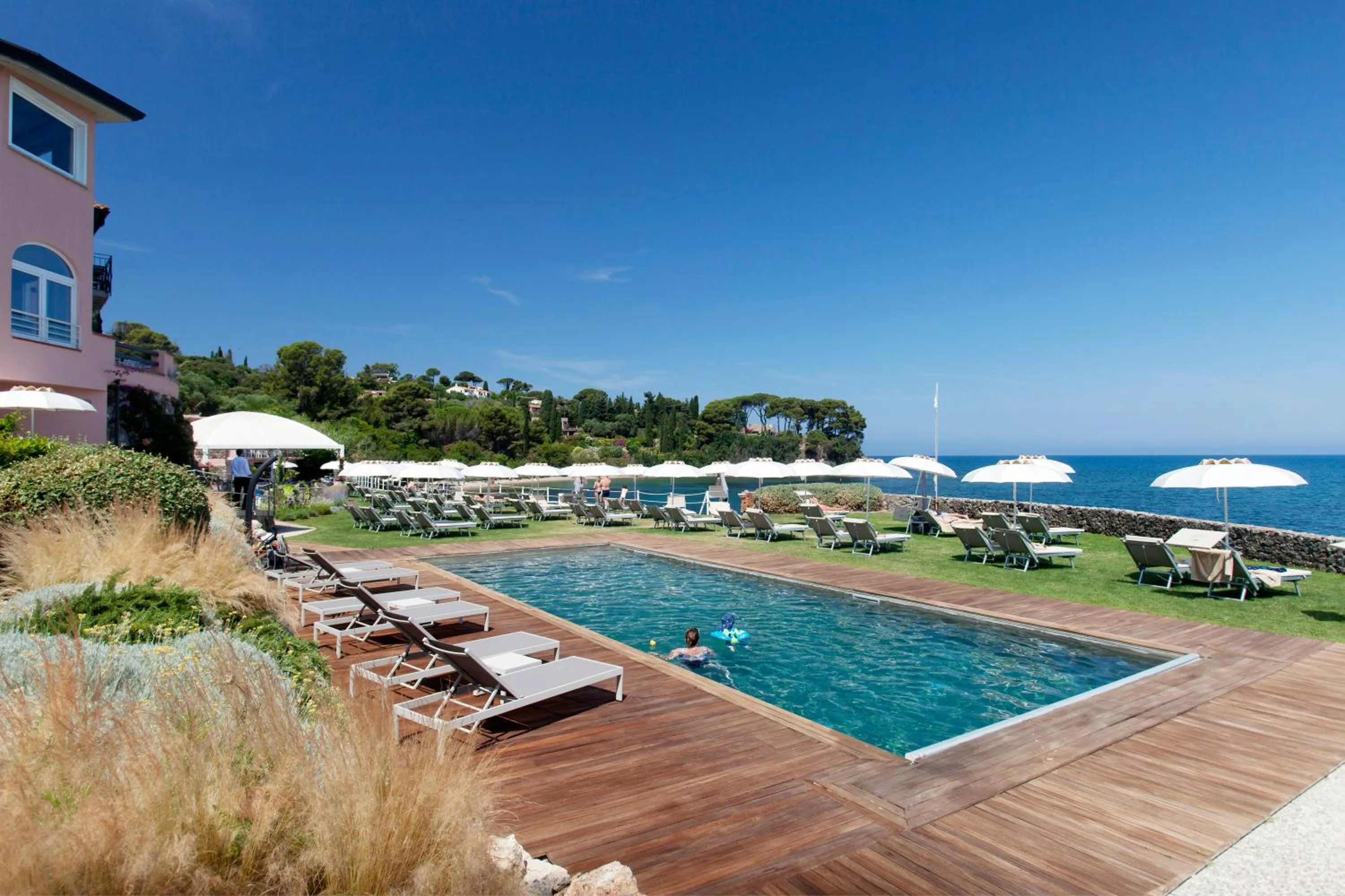 Beach in Hotel Villa Domizia