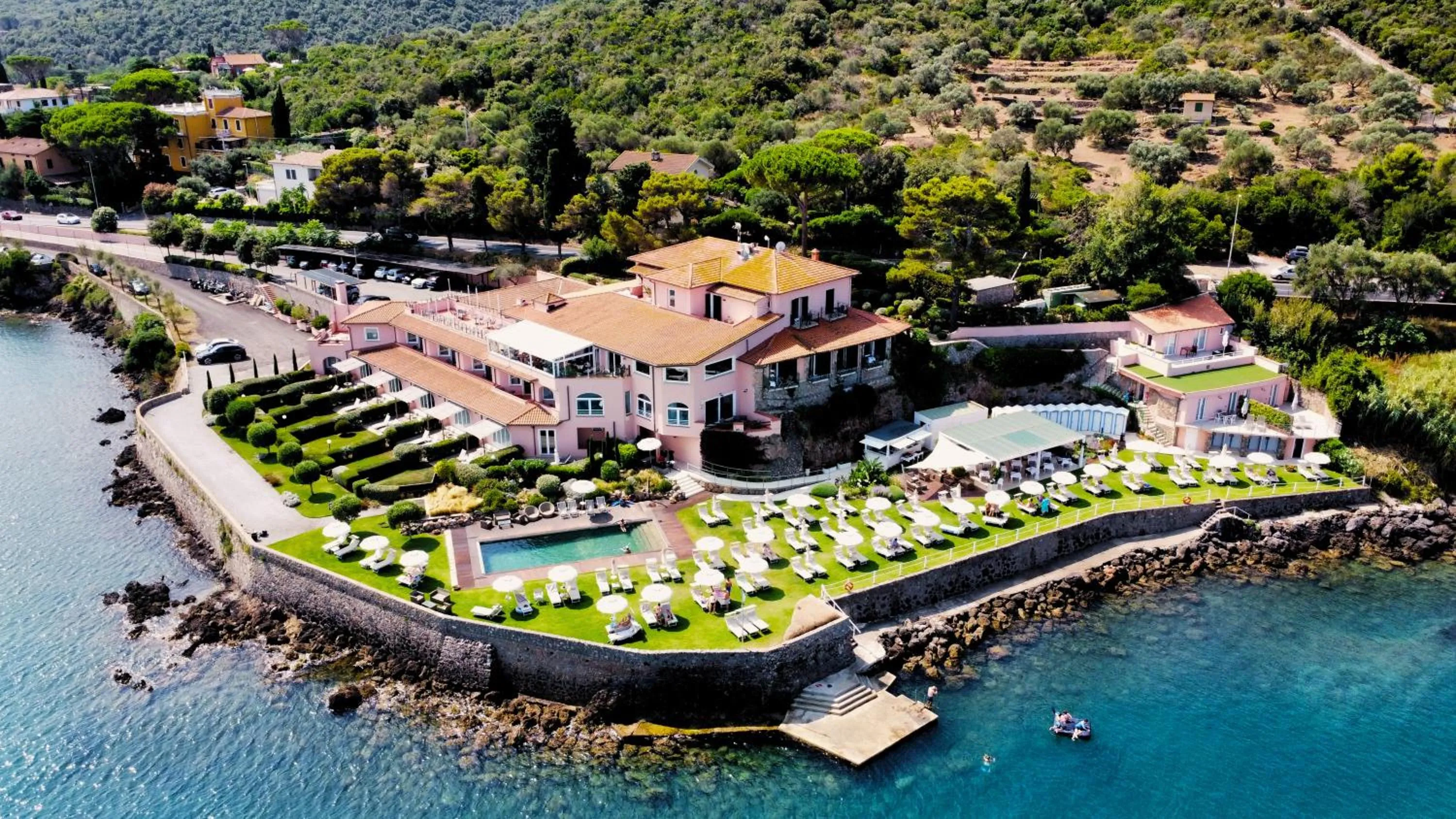 Beach in Hotel Villa Domizia