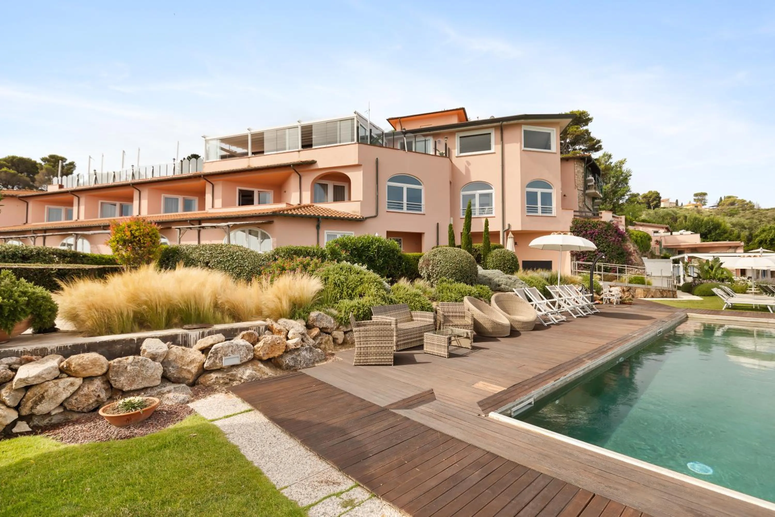 Property building in Hotel Villa Domizia