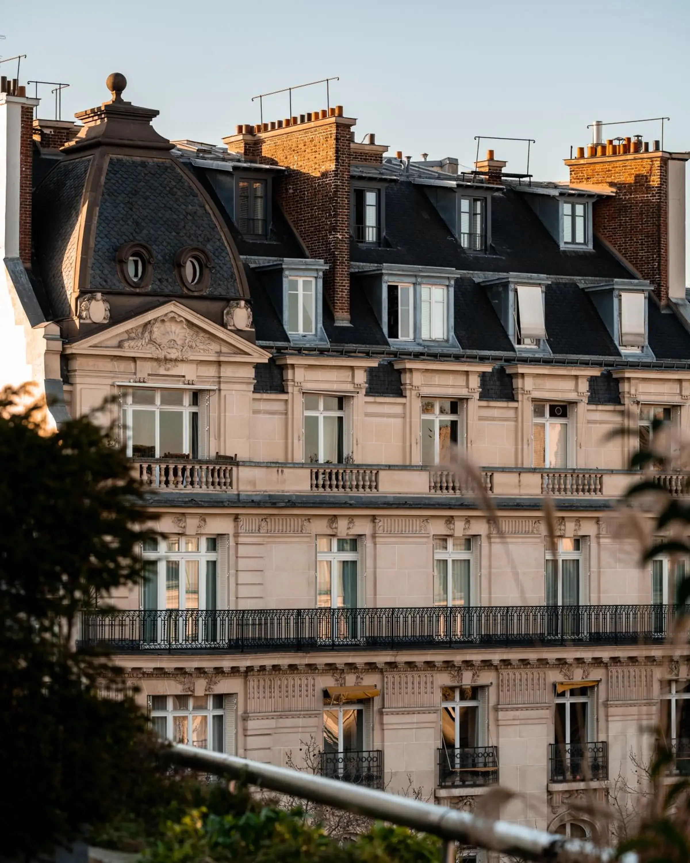 Property building in La Clef Tour Eiffel Paris by The Crest Collection Property building in La Clef Tour Eiffel Paris by The Crest Collection