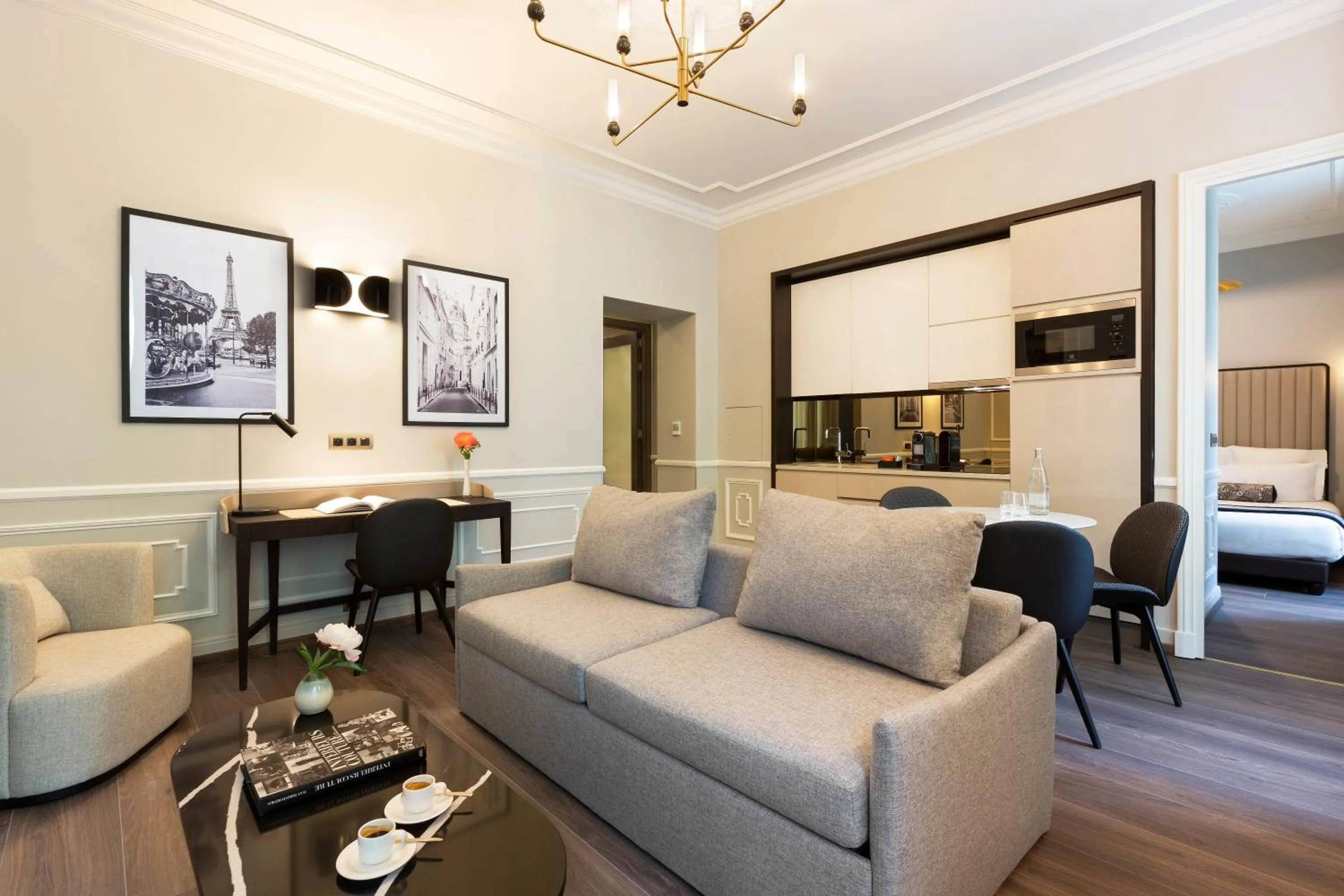 Kitchen or kitchenette in La Clef Tour Eiffel Paris by The Crest Collection