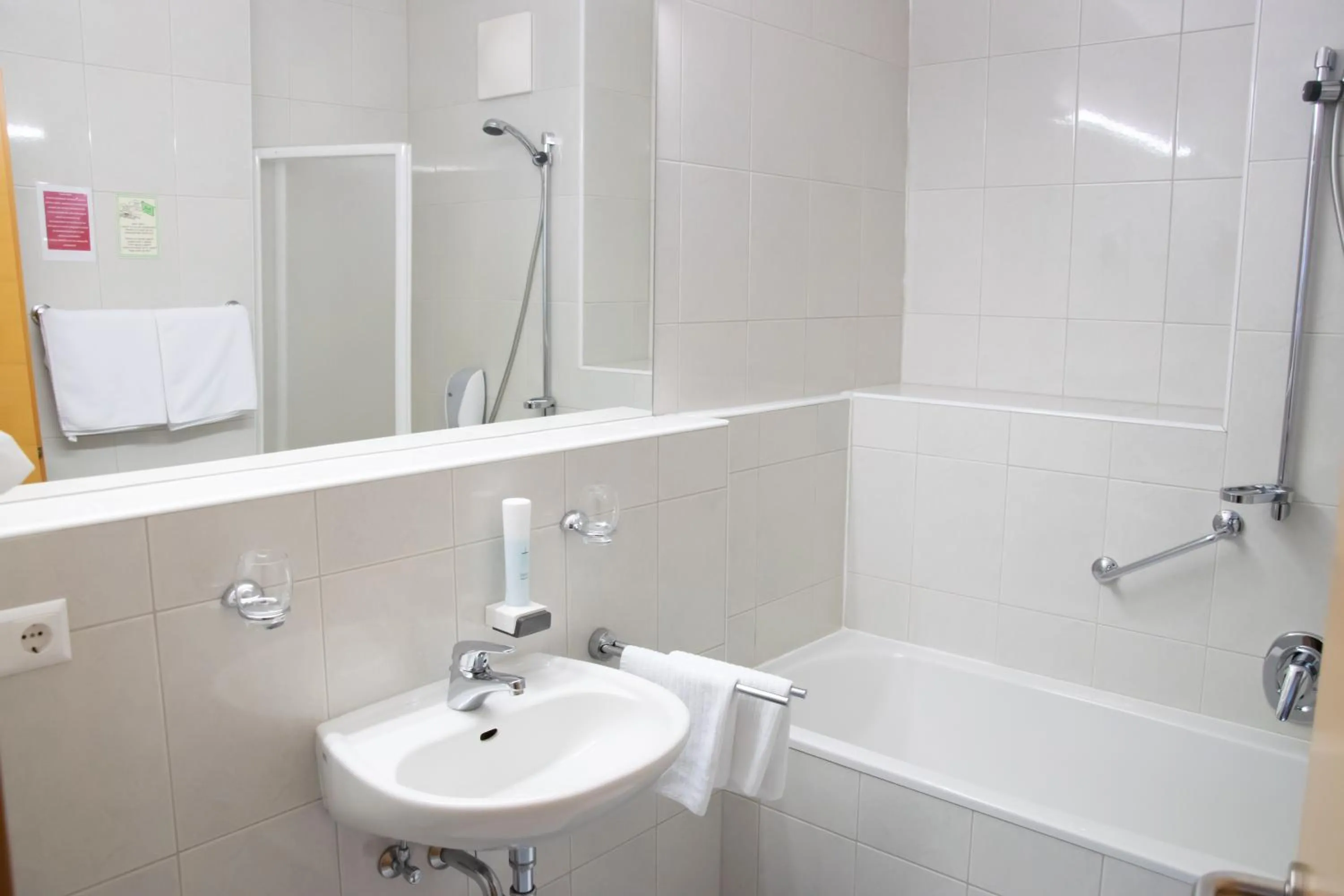 Bathroom in Hotel Burgstallerhof