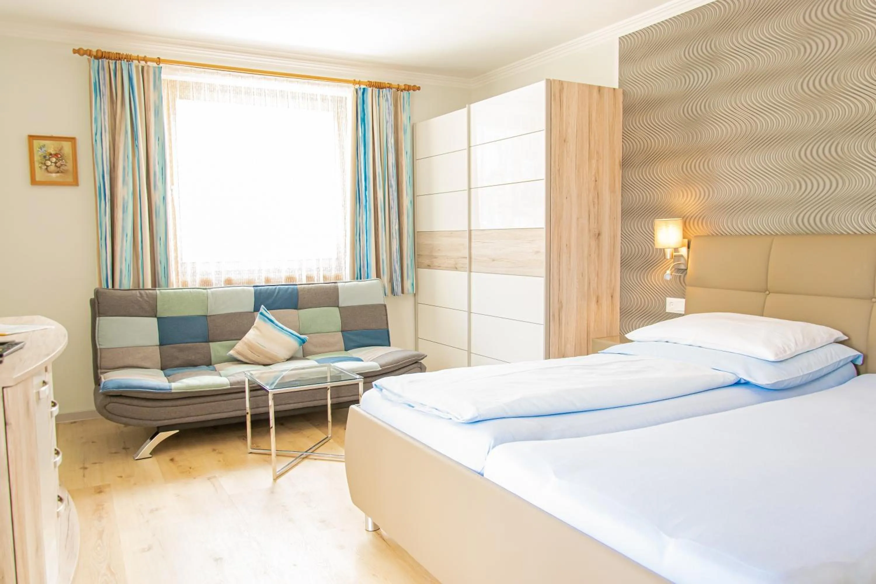 Bedroom, Bed in Hotel Burgstallerhof