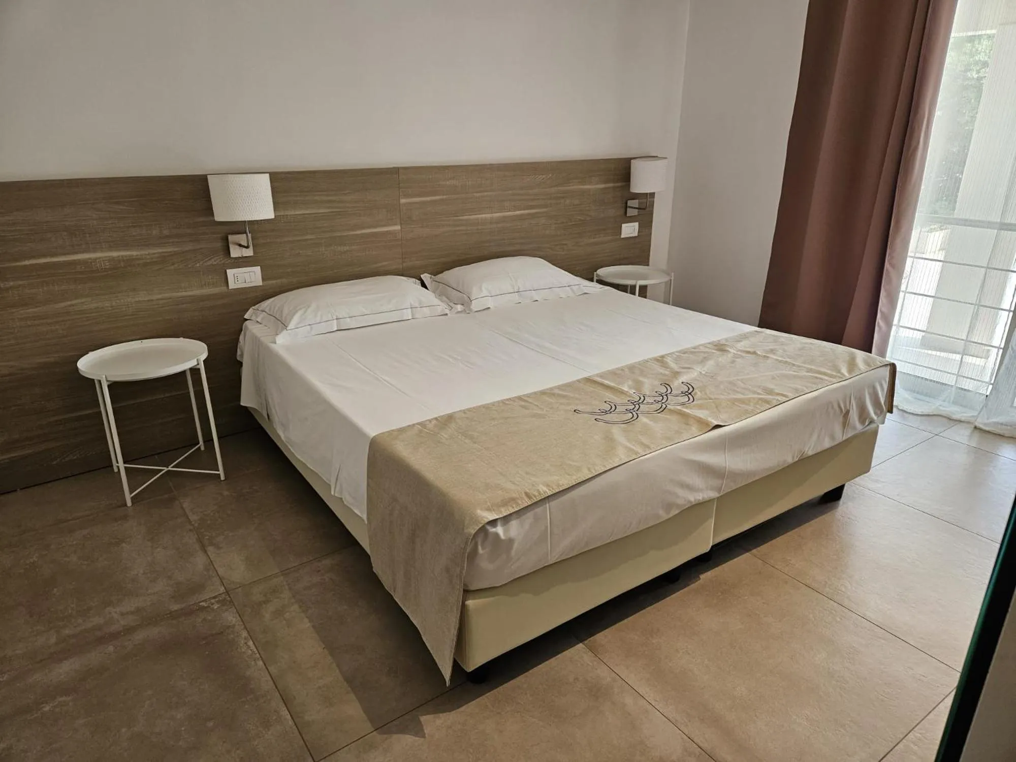 Bed in Hotel Onda Marina