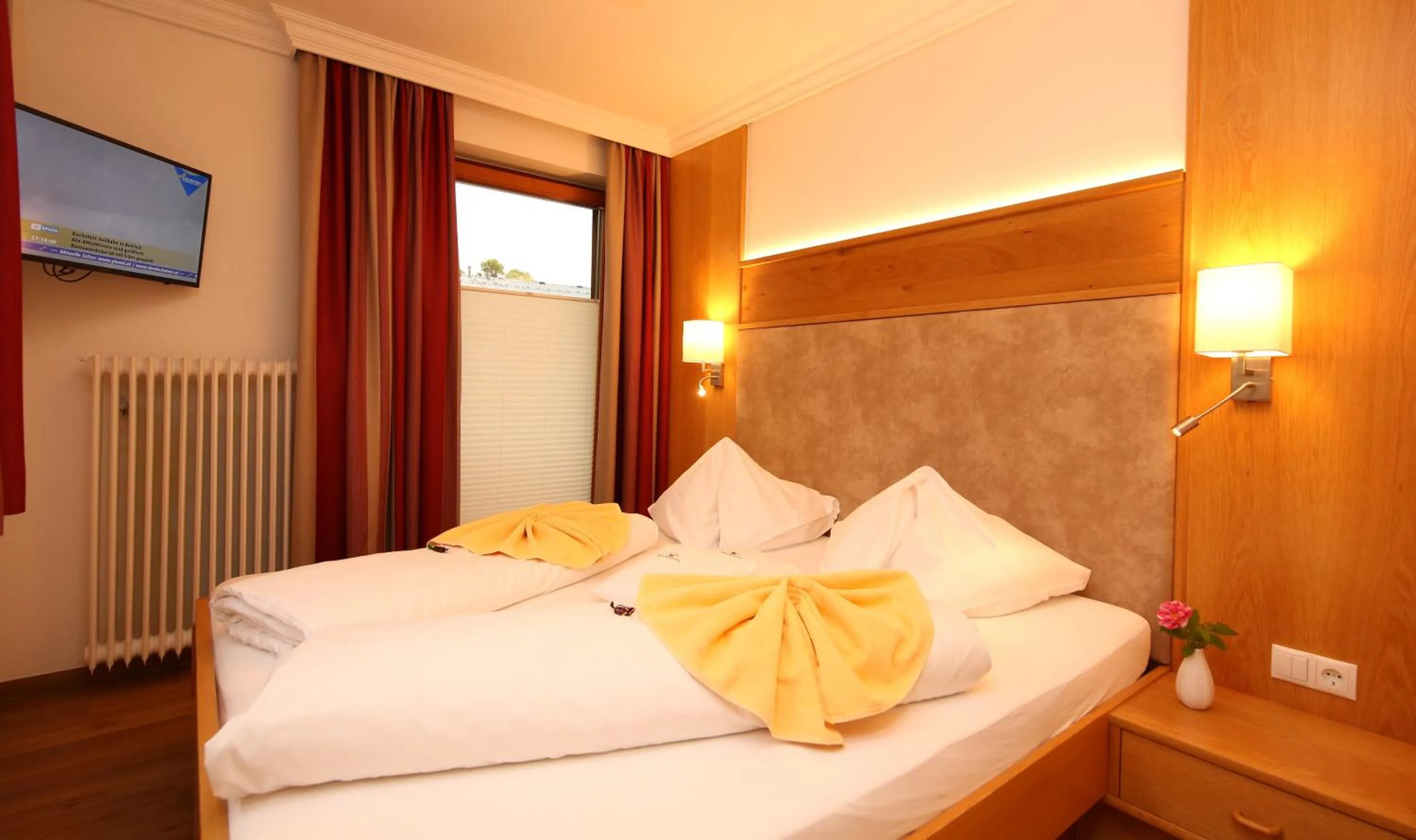 TV and multimedia in Aparthotel DAS Hochkönig