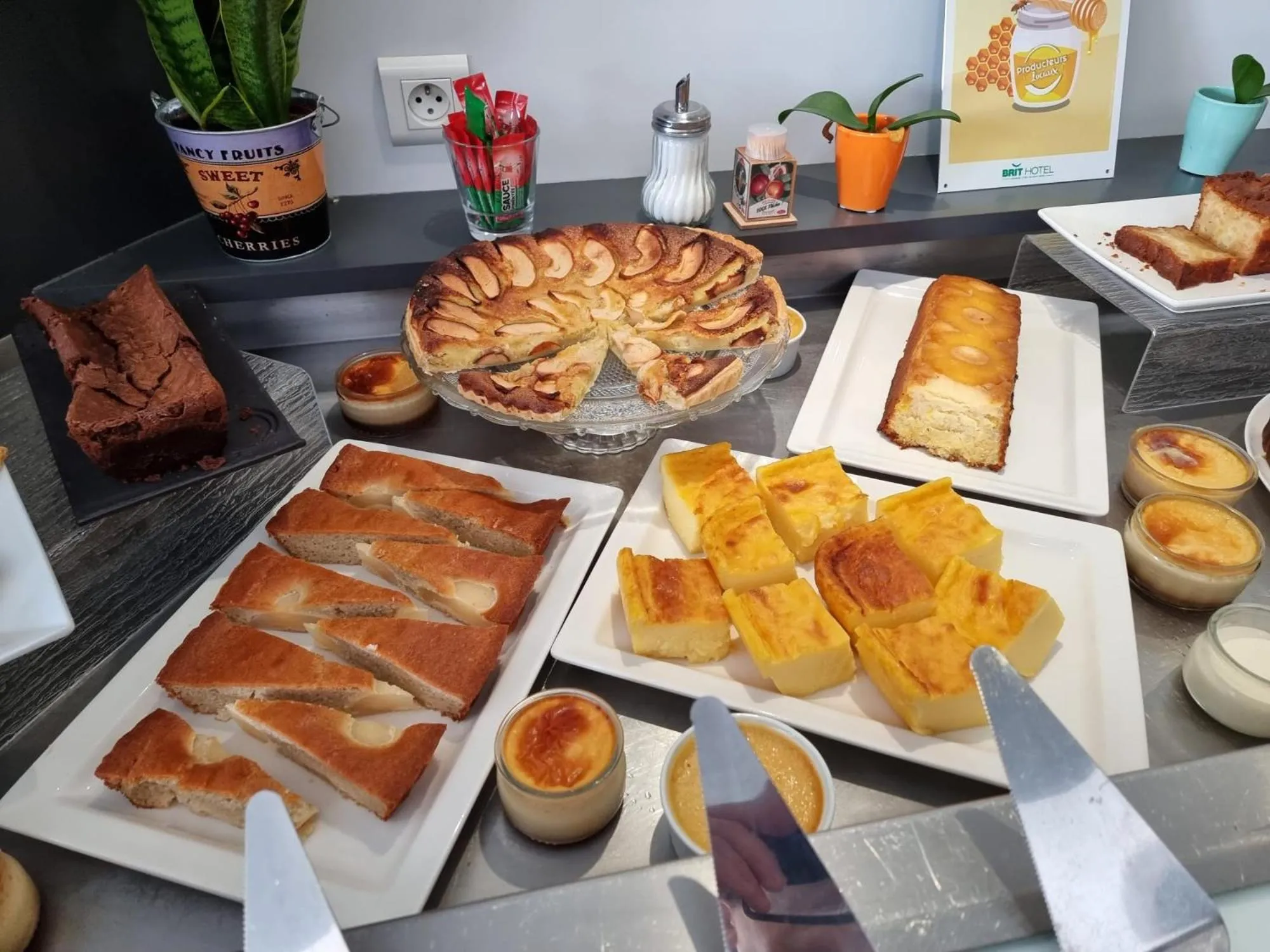 Restaurant/places to eat in Brit Hotel La Bonne Etape