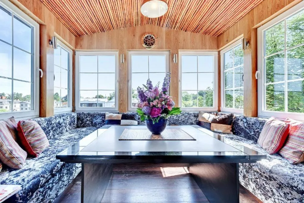 Dining area in Mała Anglia - Boutique Apartments & SPA