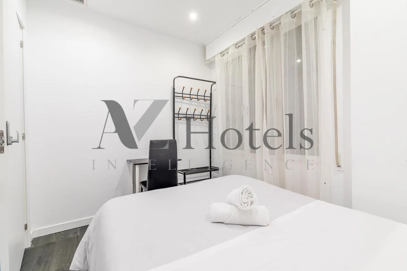 Photo of the whole room, Bed in AYZ Ulises - Auto check-in property