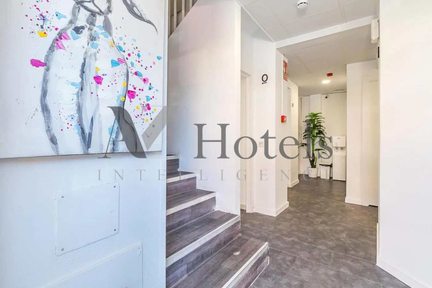 Decorative detail in AYZ Ulises - Auto check-in property