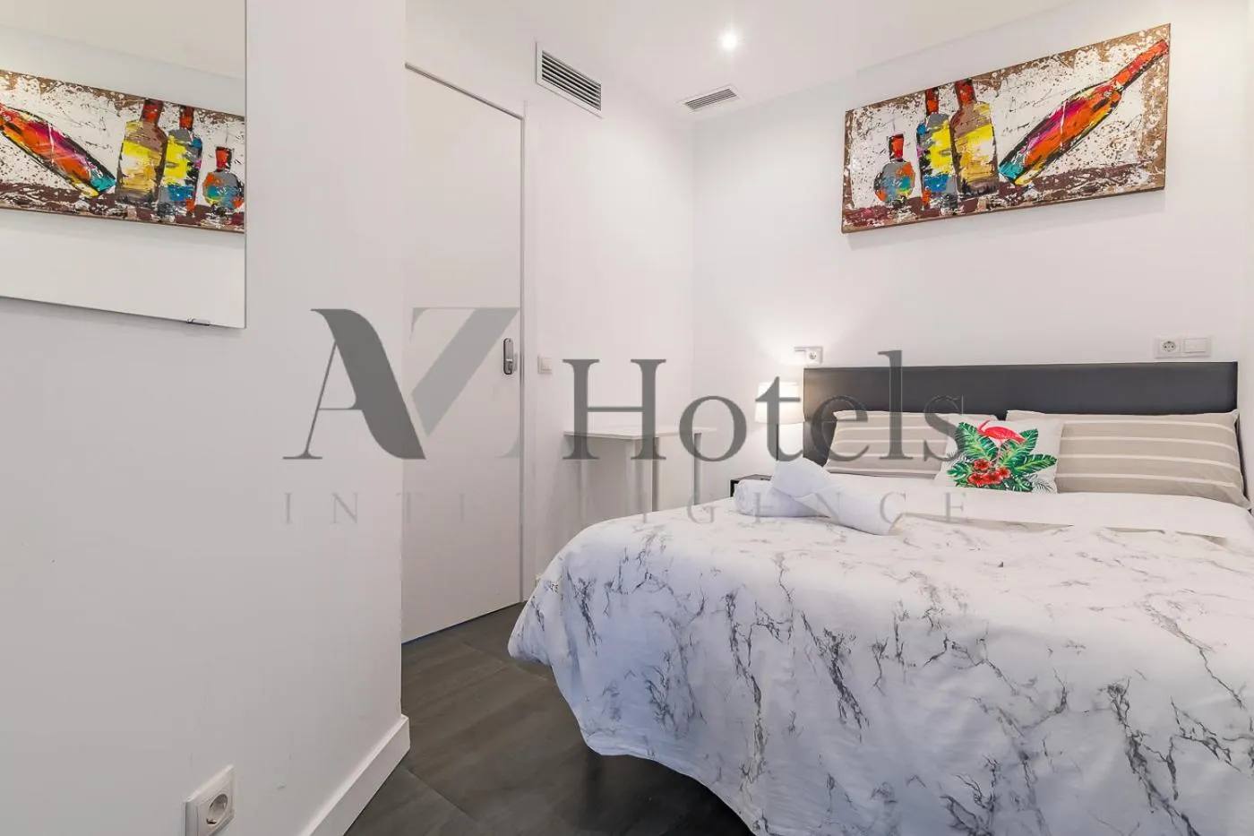 Photo of the whole room, Bed in AYZ Ulises - Auto check-in property