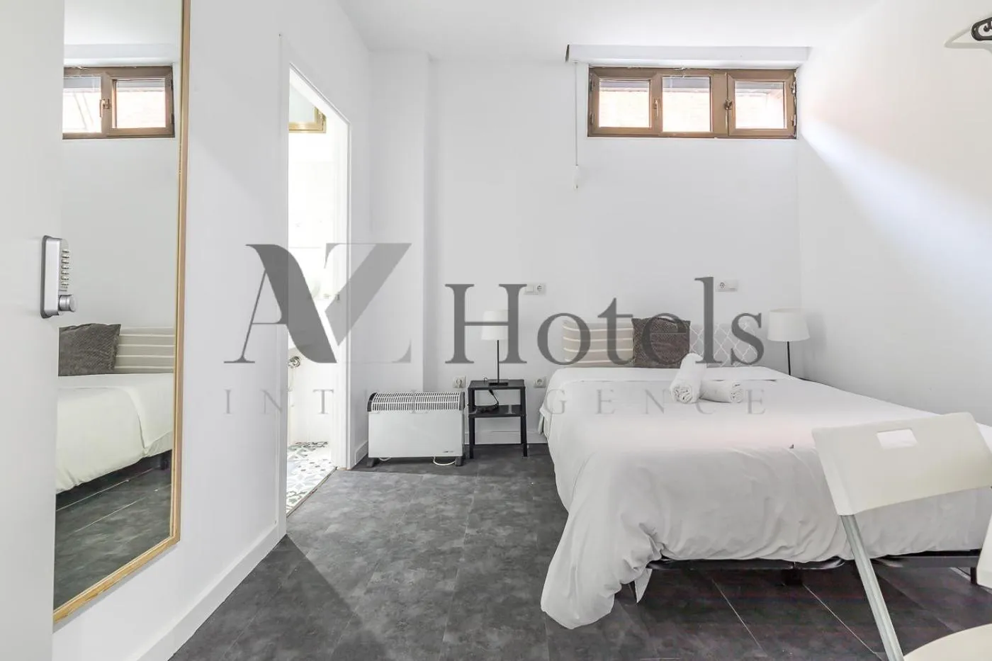 Photo of the whole room, Bed in AYZ Ulises - Auto check-in property